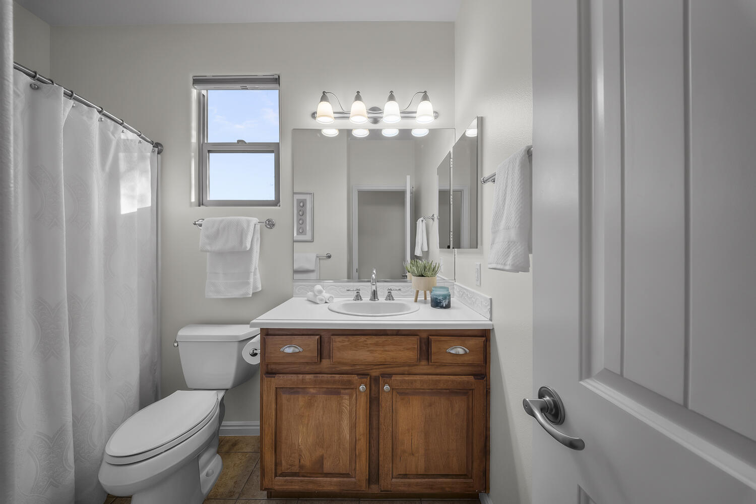 CORAL CANYON - Residential