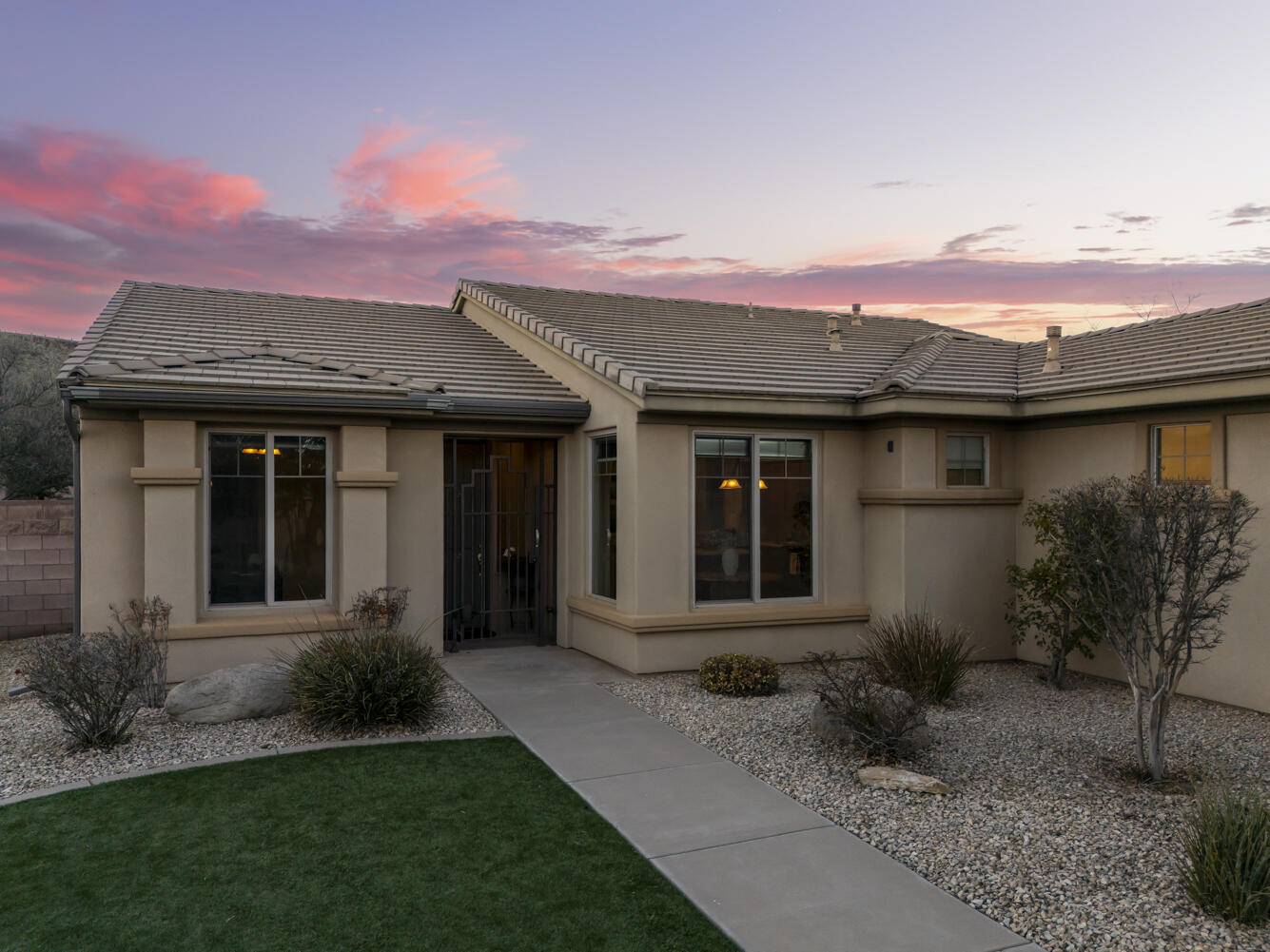 CORAL CANYON - Residential