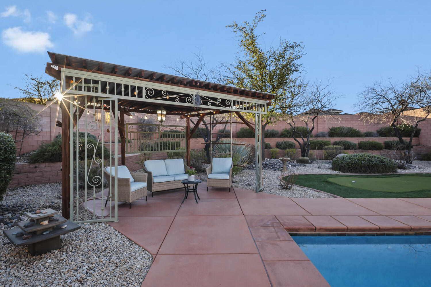 CORAL CANYON - Residential