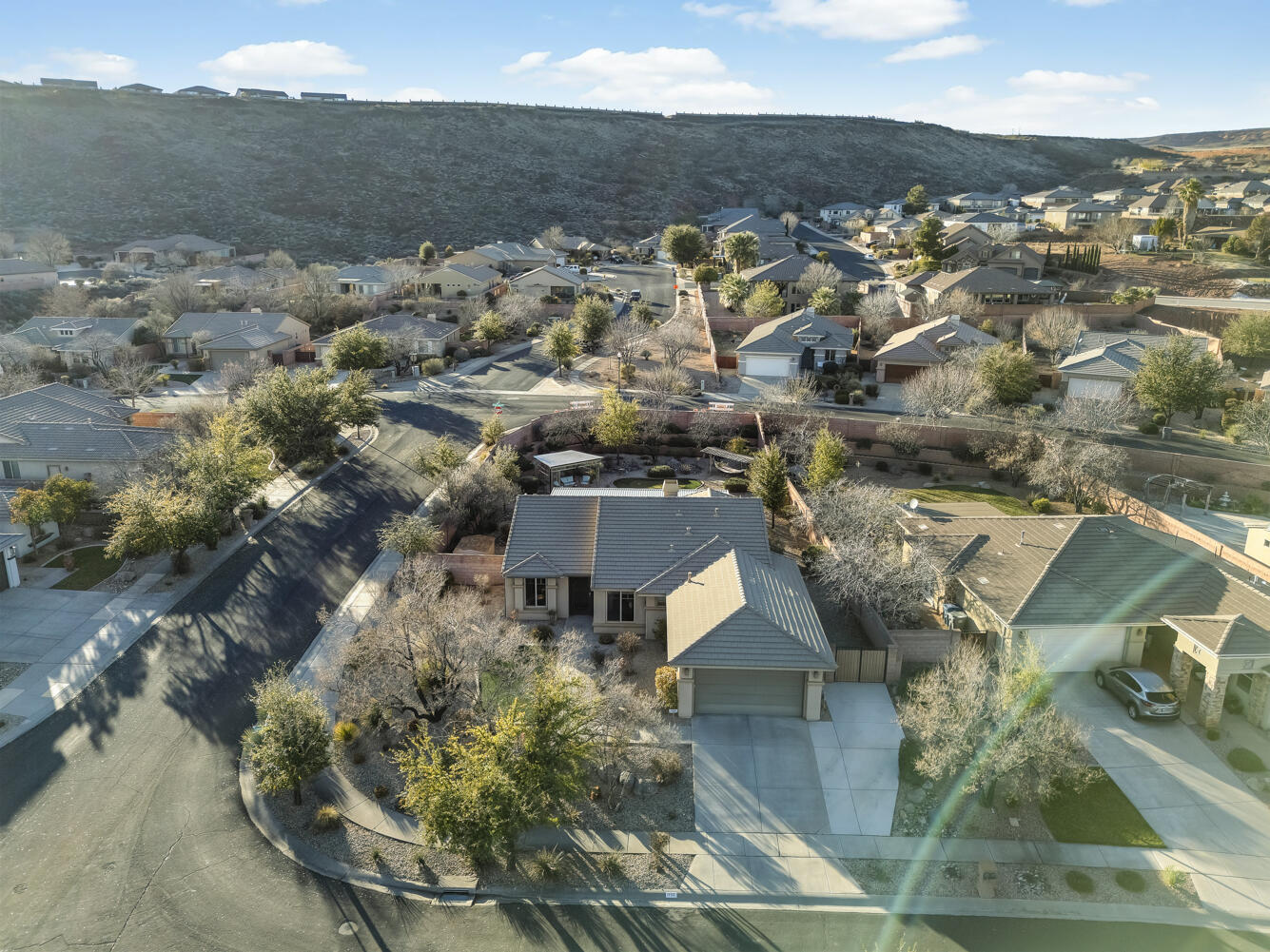 CORAL CANYON - Residential