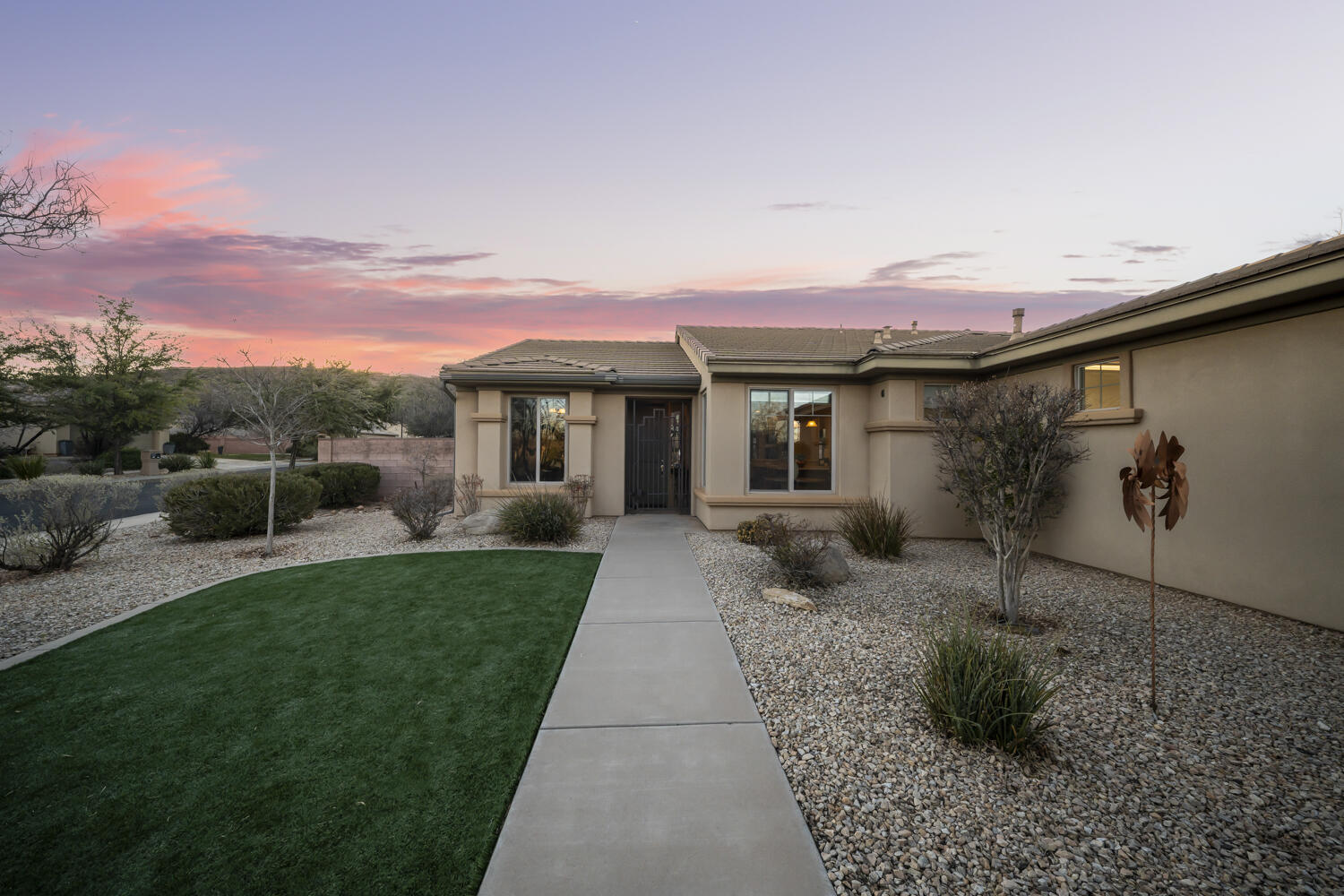 CORAL CANYON - Residential