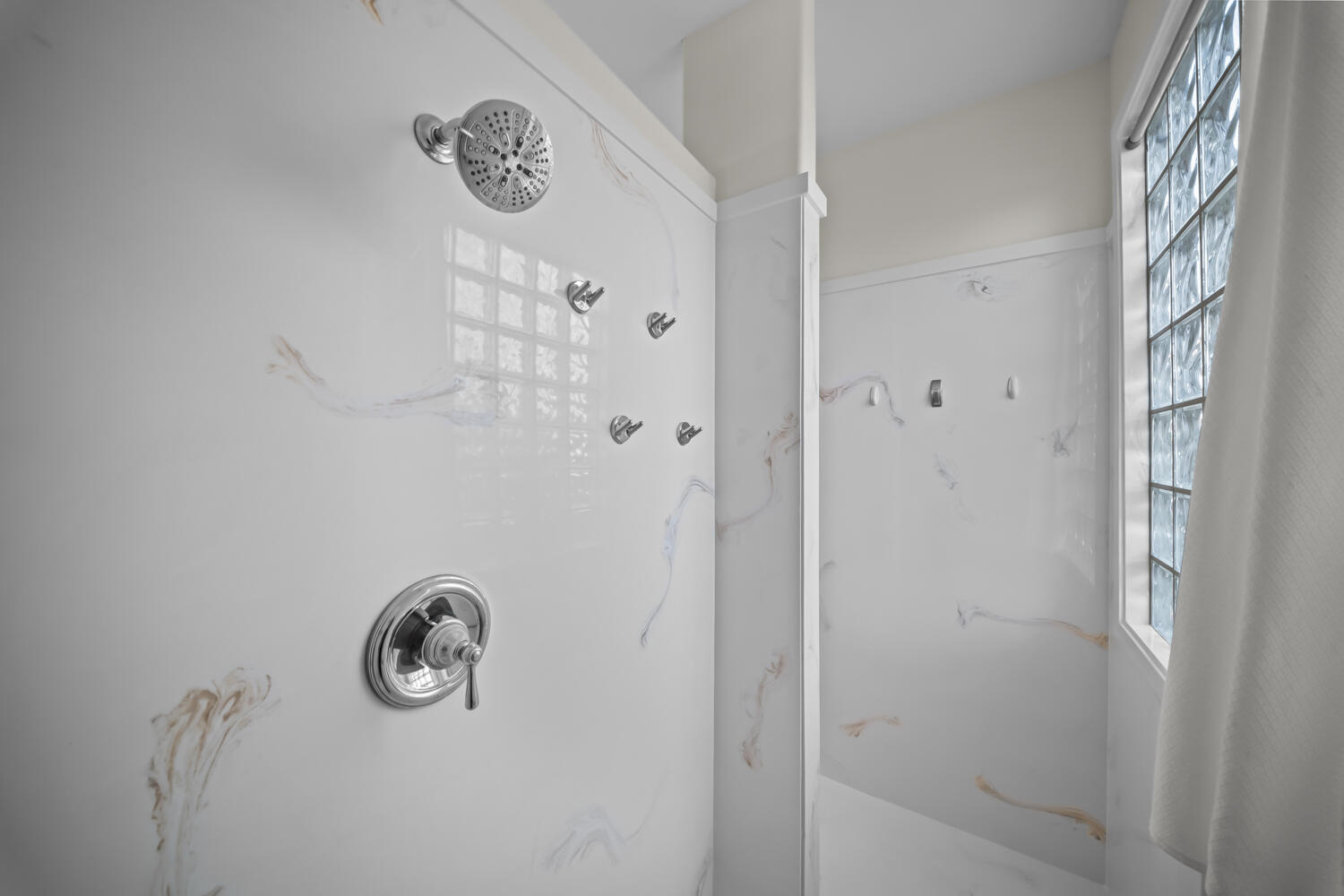 CORAL CANYON - Residential