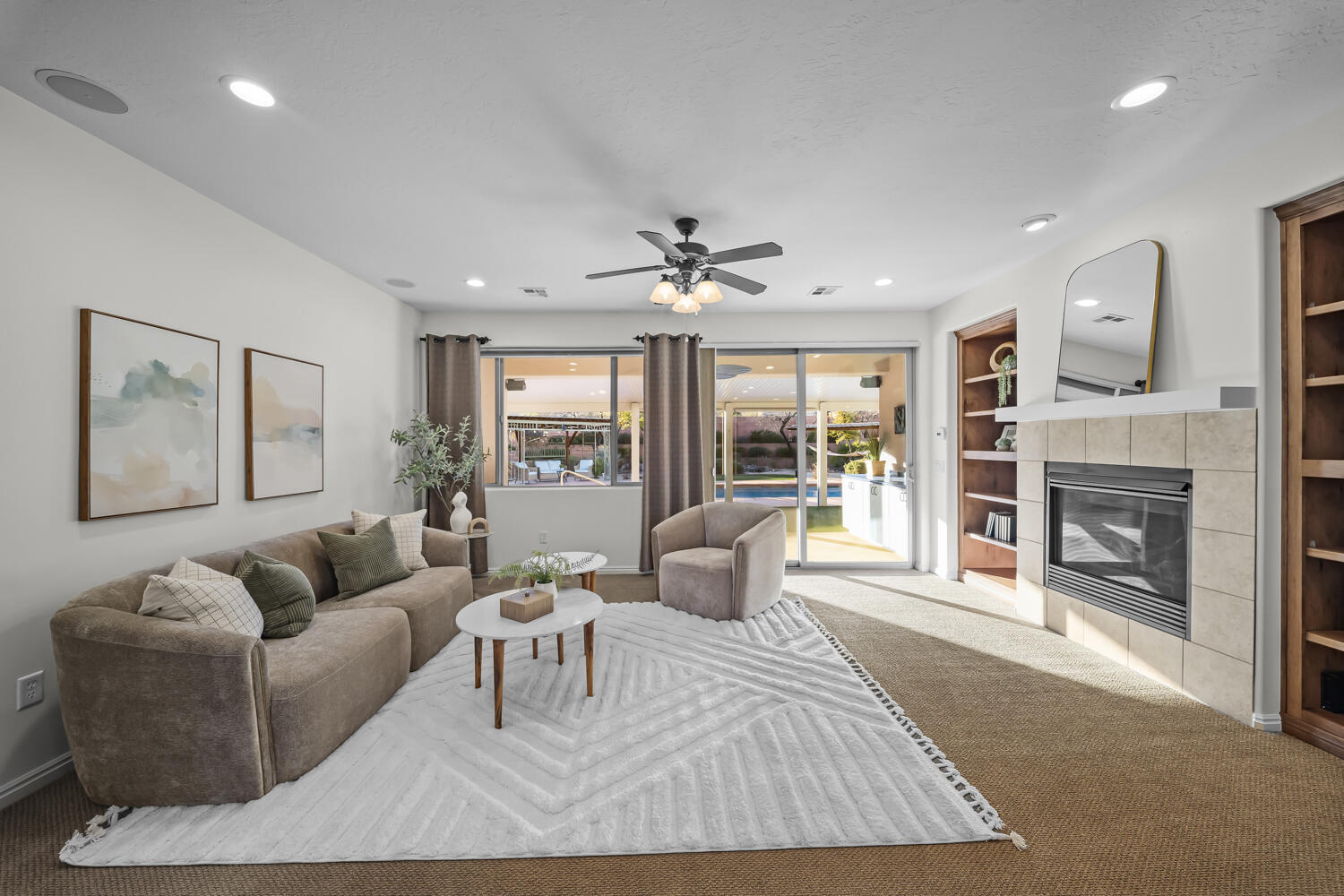 CORAL CANYON - Residential