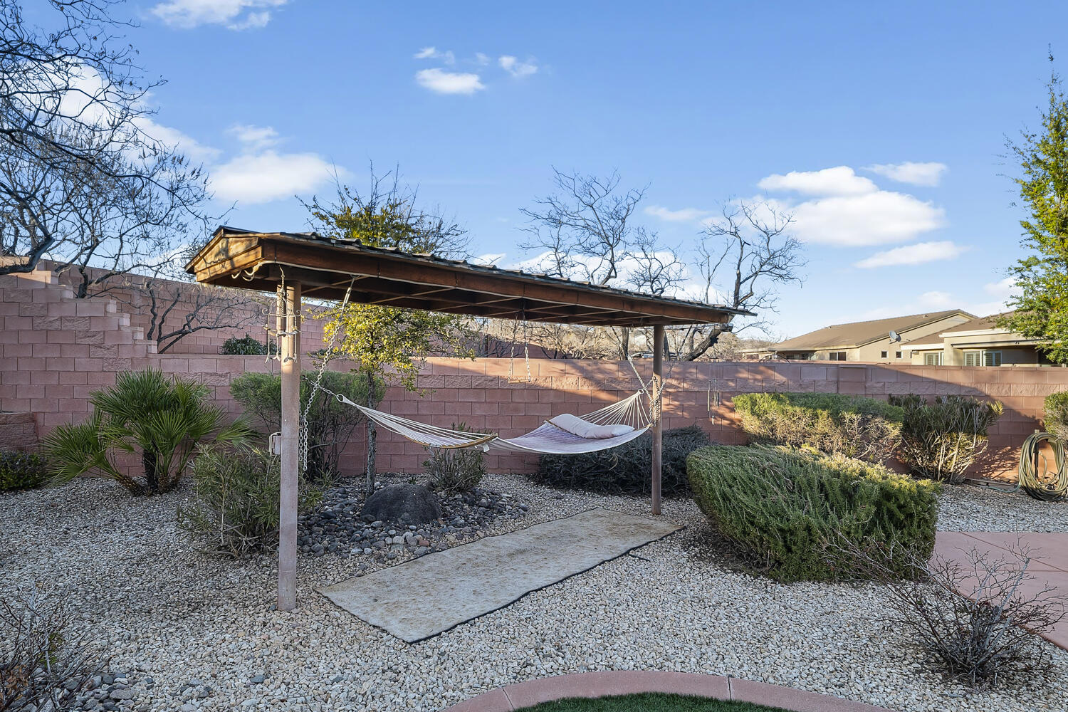 CORAL CANYON - Residential