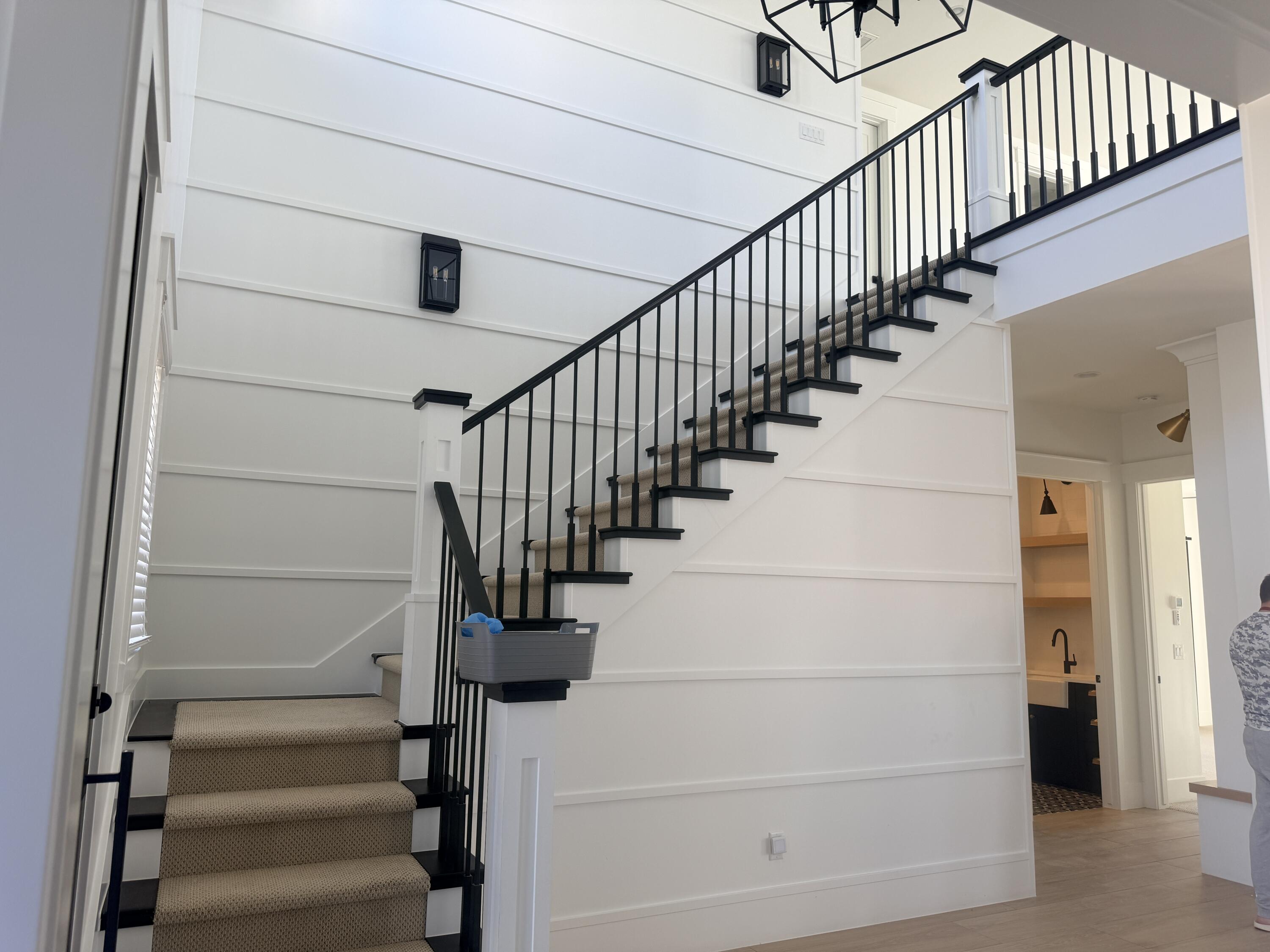 QUEENSRIDGE - Residential