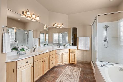 Tiny photo for 1995 W 1900 N, Saint George, UT 84770 (MLS # 25-266195)