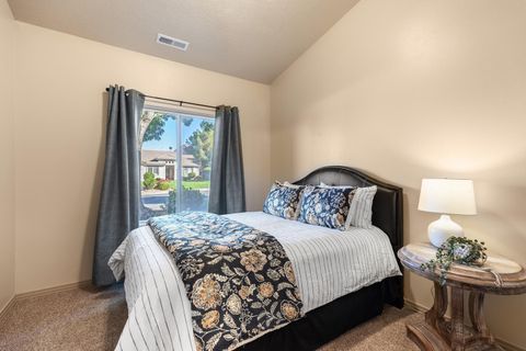 Tiny photo for 1995 W 1900 N, Saint George, UT 84770 (MLS # 25-266195)