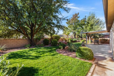 Tiny photo for 1995 W 1900 N, Saint George, UT 84770 (MLS # 25-266195)