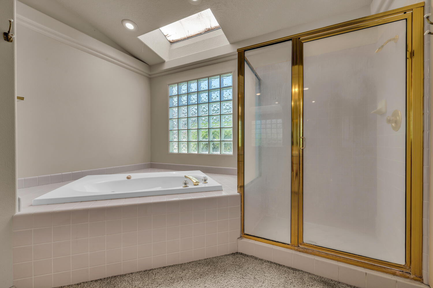 TAMARACK - Residential