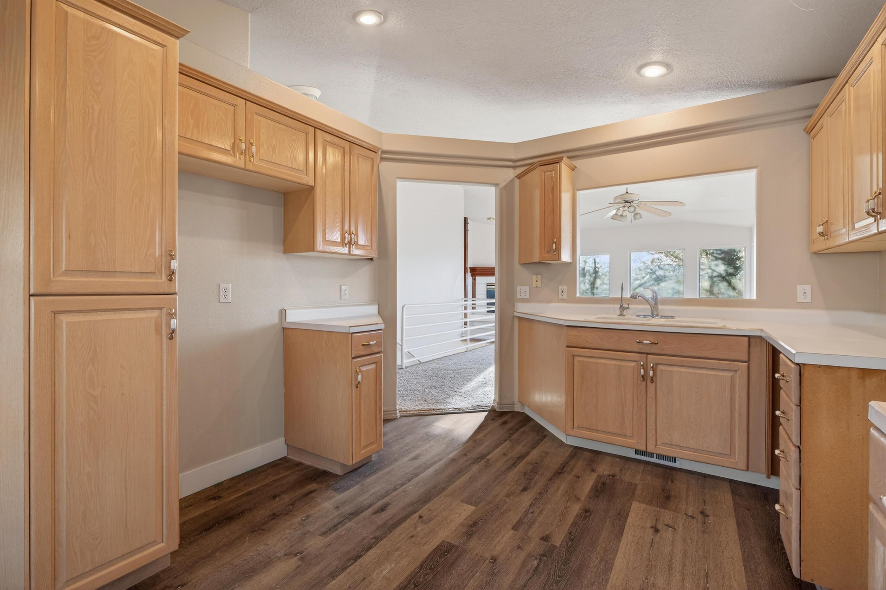 TAMARACK - Residential