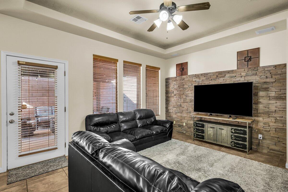 COTTON MANOR CONDOS - Residential