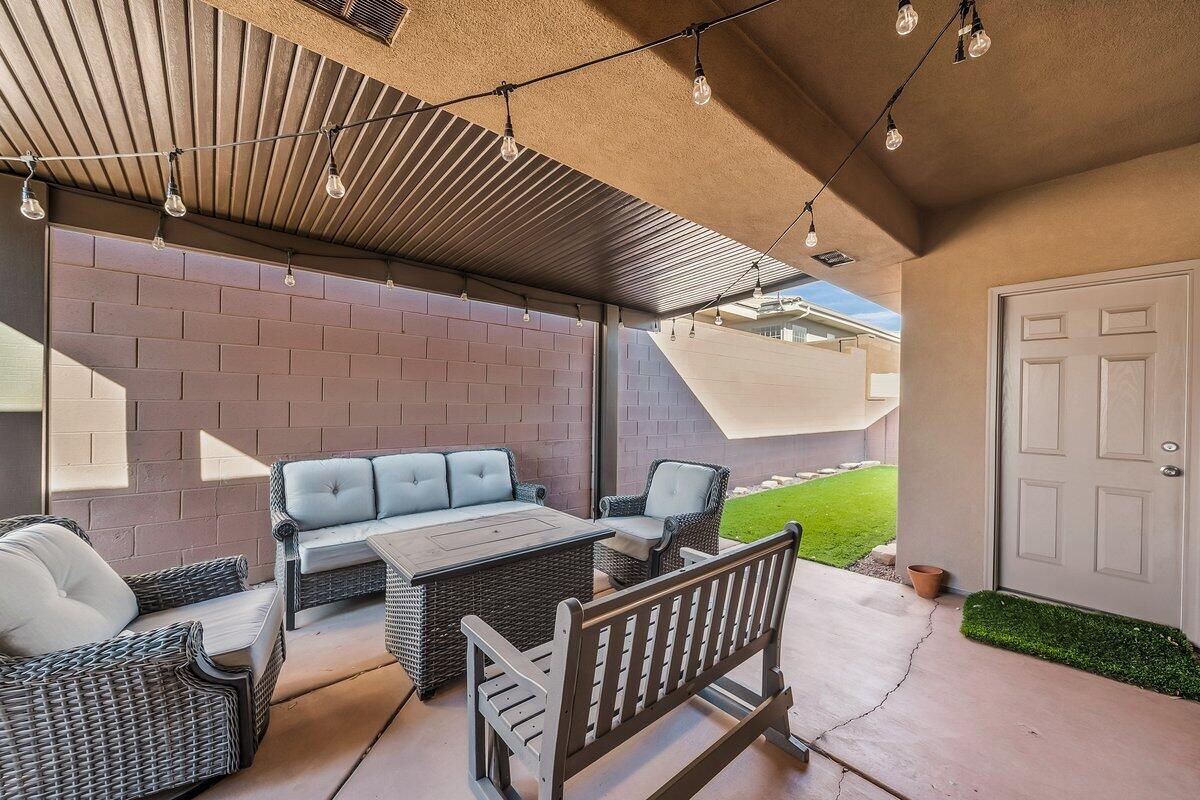 COTTON MANOR CONDOS - Residential