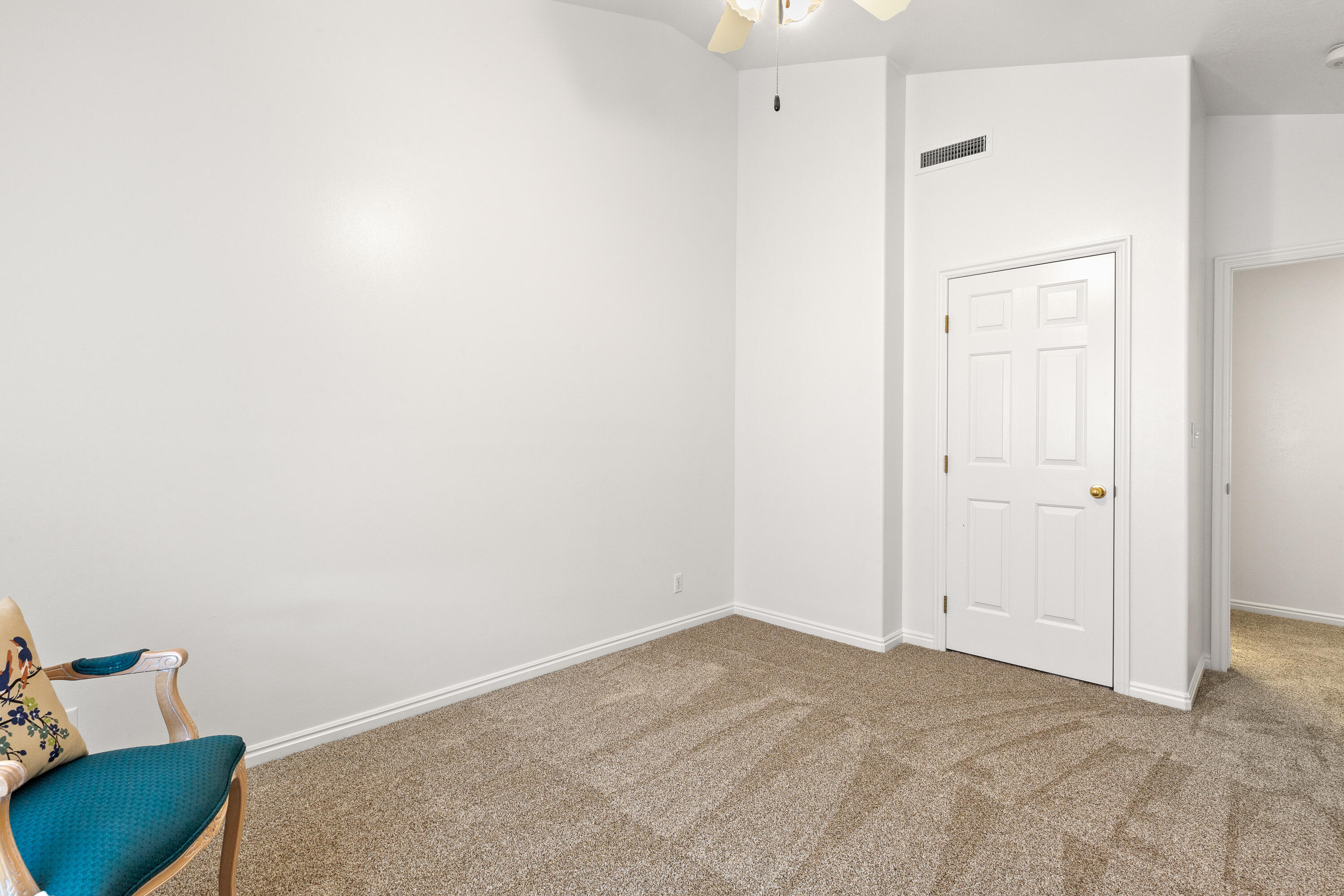 RIVERWOOD TOWNHOMES - Residential