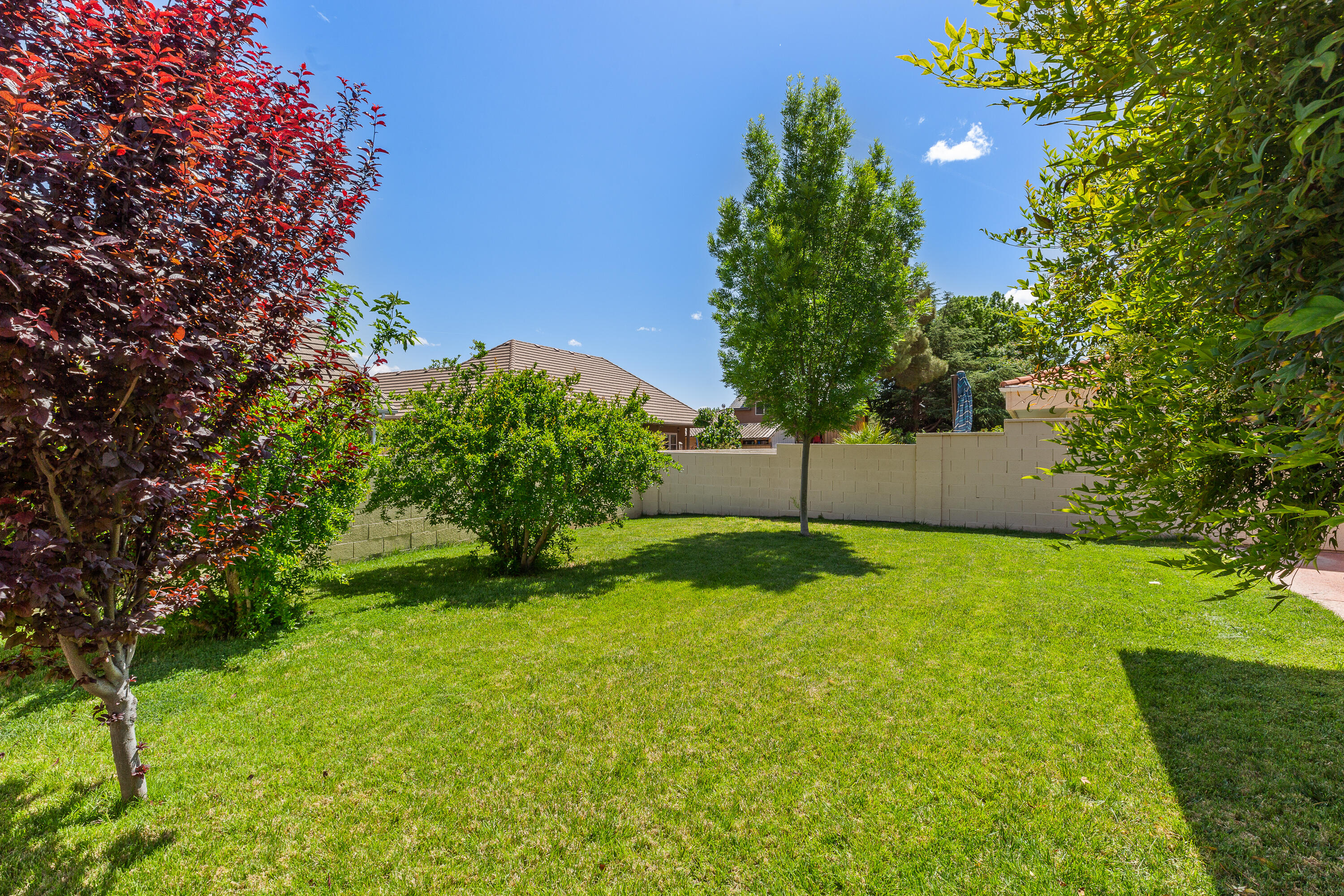 RIVERWOOD TOWNHOMES - Residential