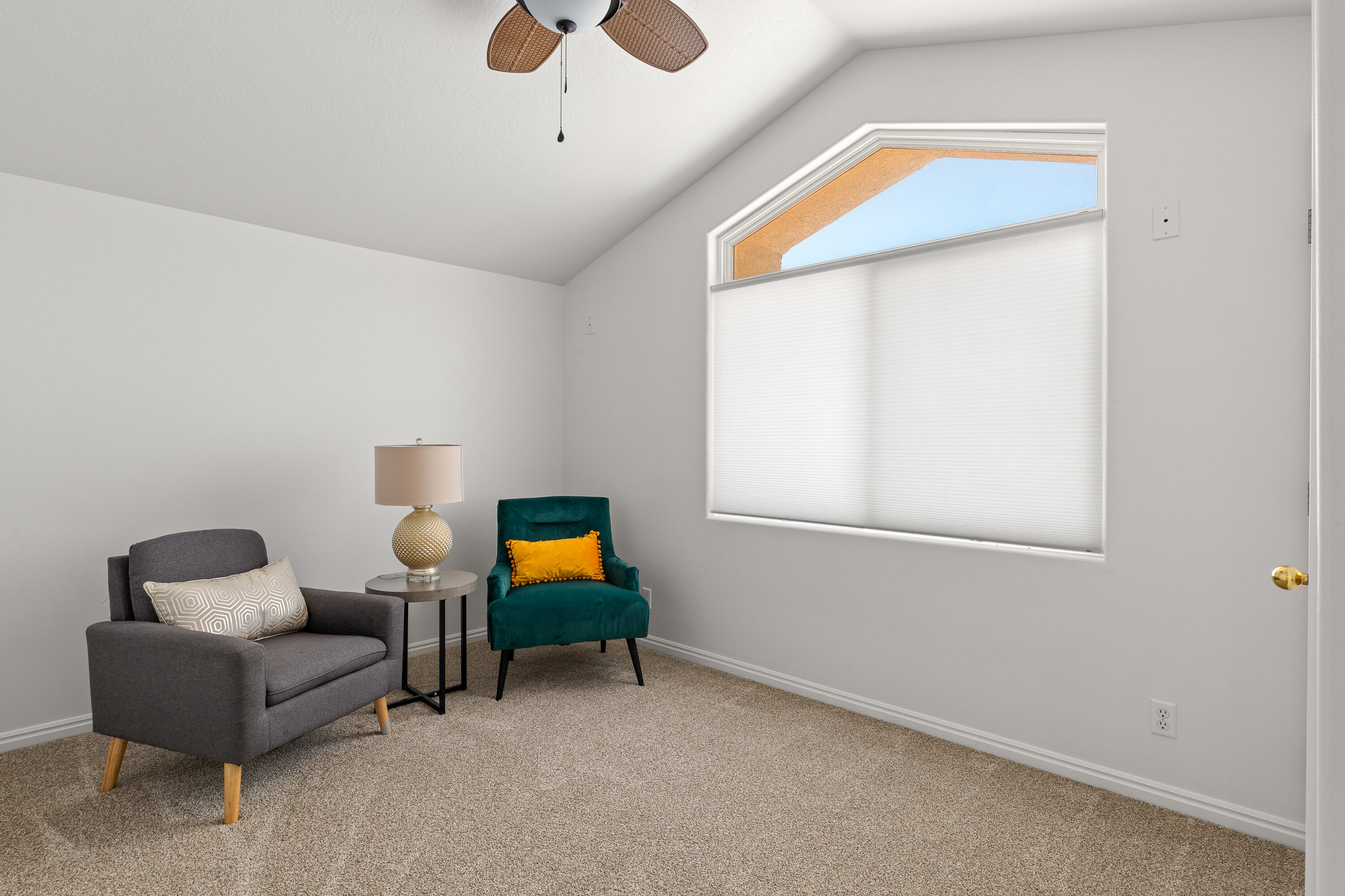 RIVERWOOD TOWNHOMES - Residential