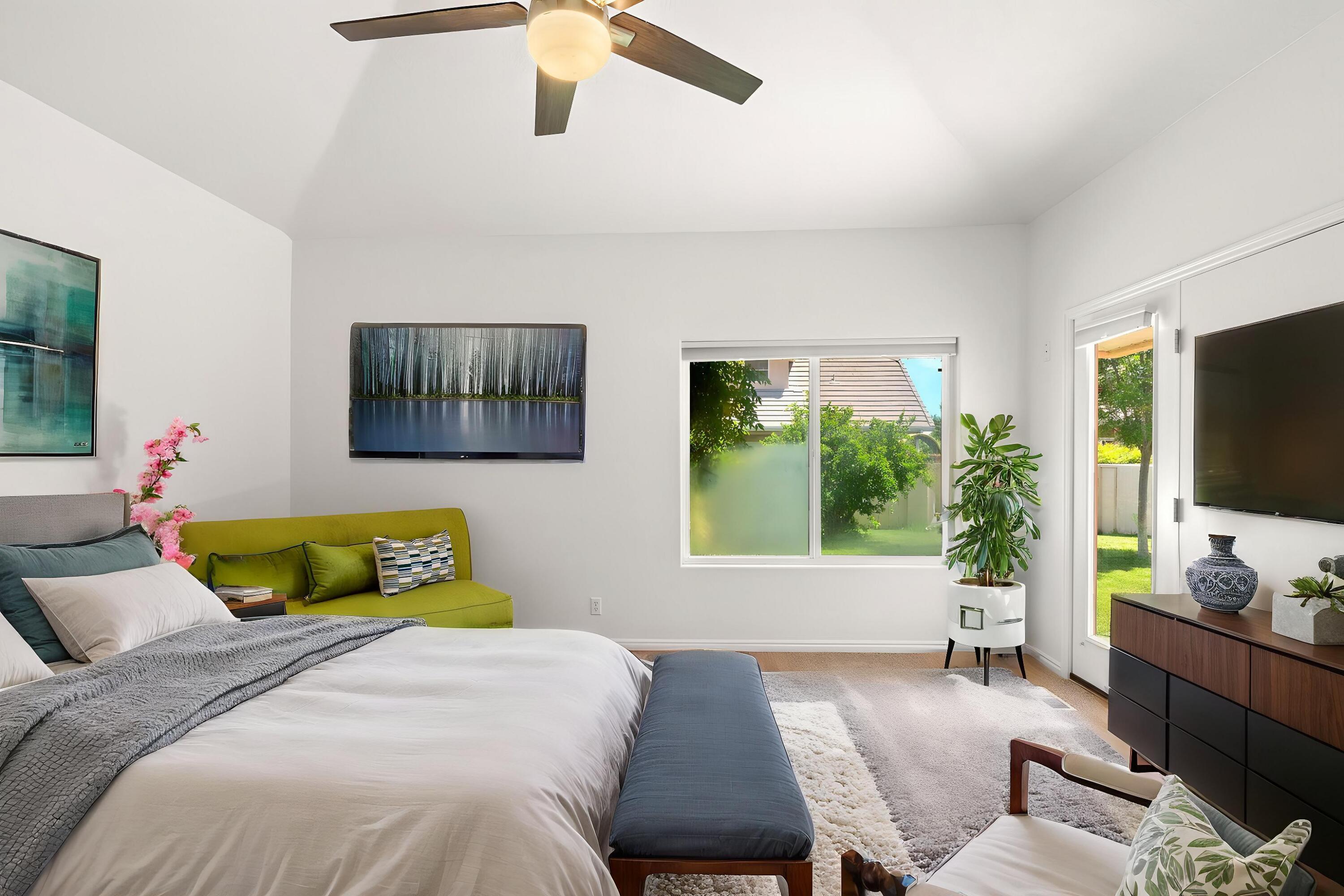 RIVERWOOD TOWNHOMES - Residential