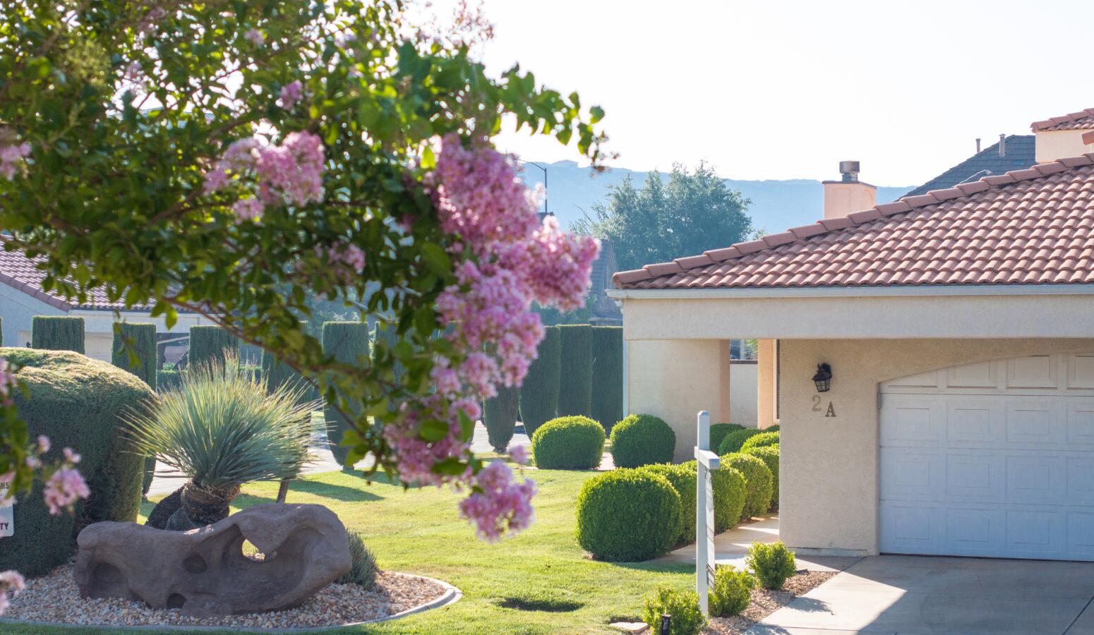 RIVERWOOD TOWNHOMES - Residential