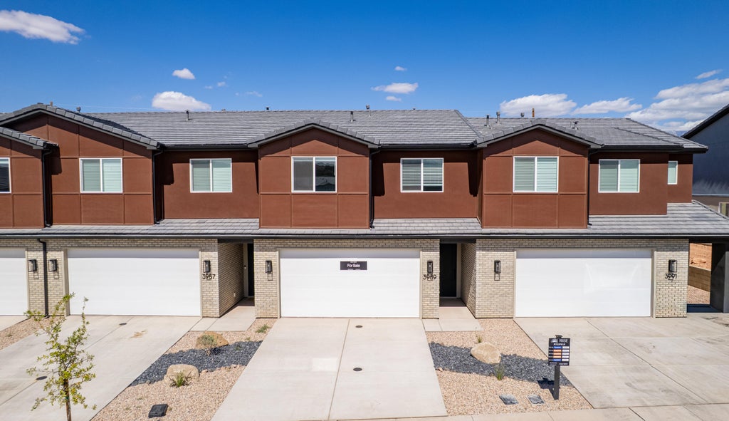 Photo of 3983 E Razor DR 121 #121, Washington, UT 84780 (MLS # 26-273585)