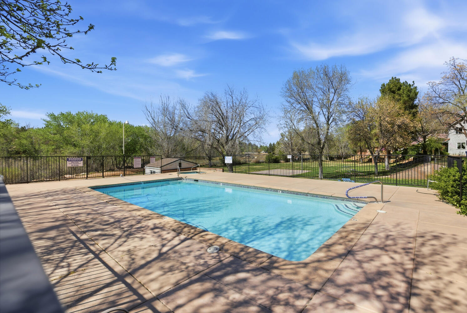 CREEKSIDE HOMES - Residential