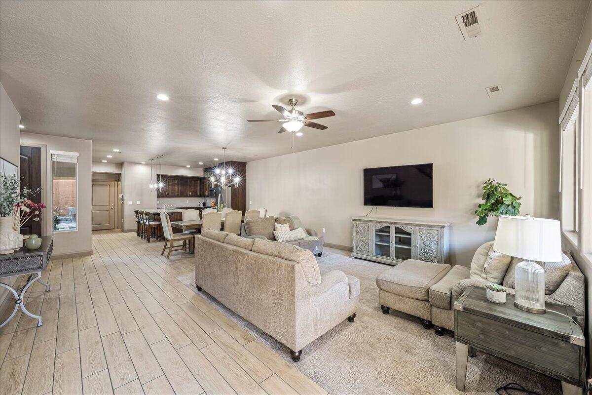 PARADISE VILLAGE AT ZION - Residential