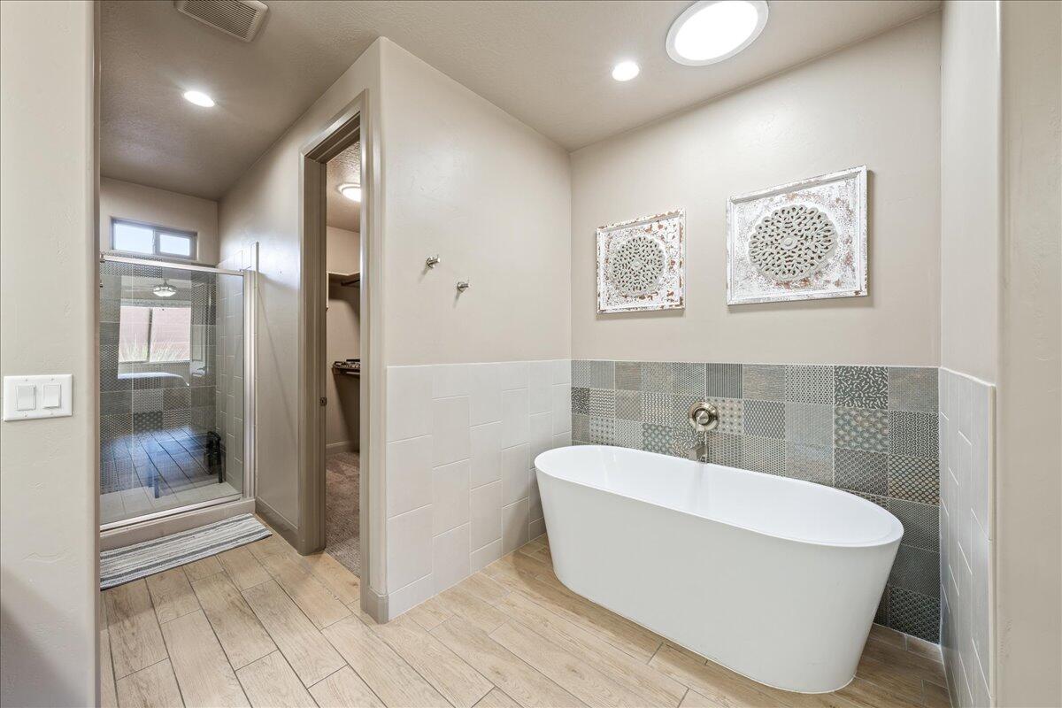 PARADISE VILLAGE AT ZION - Residential