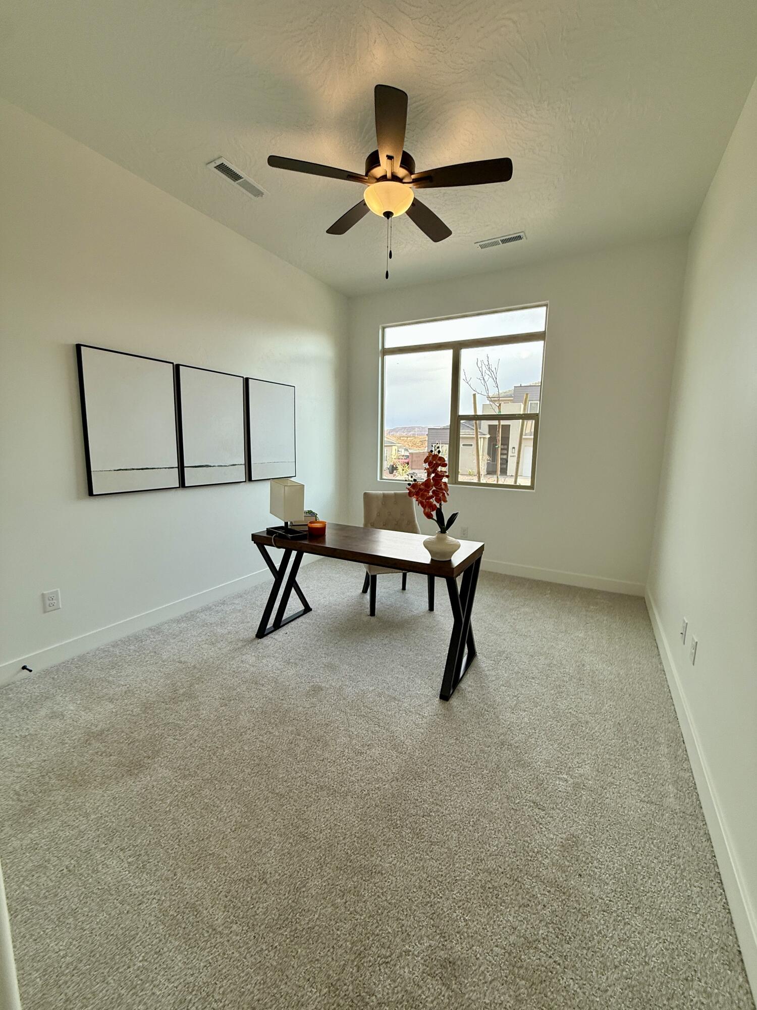 DESERT CLIFFS - Residential