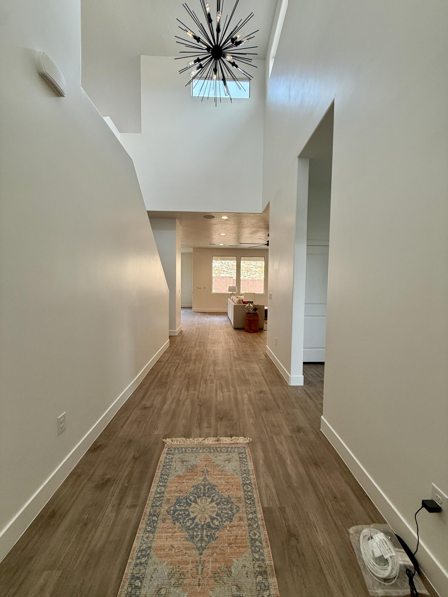 DESERT CLIFFS - Residential