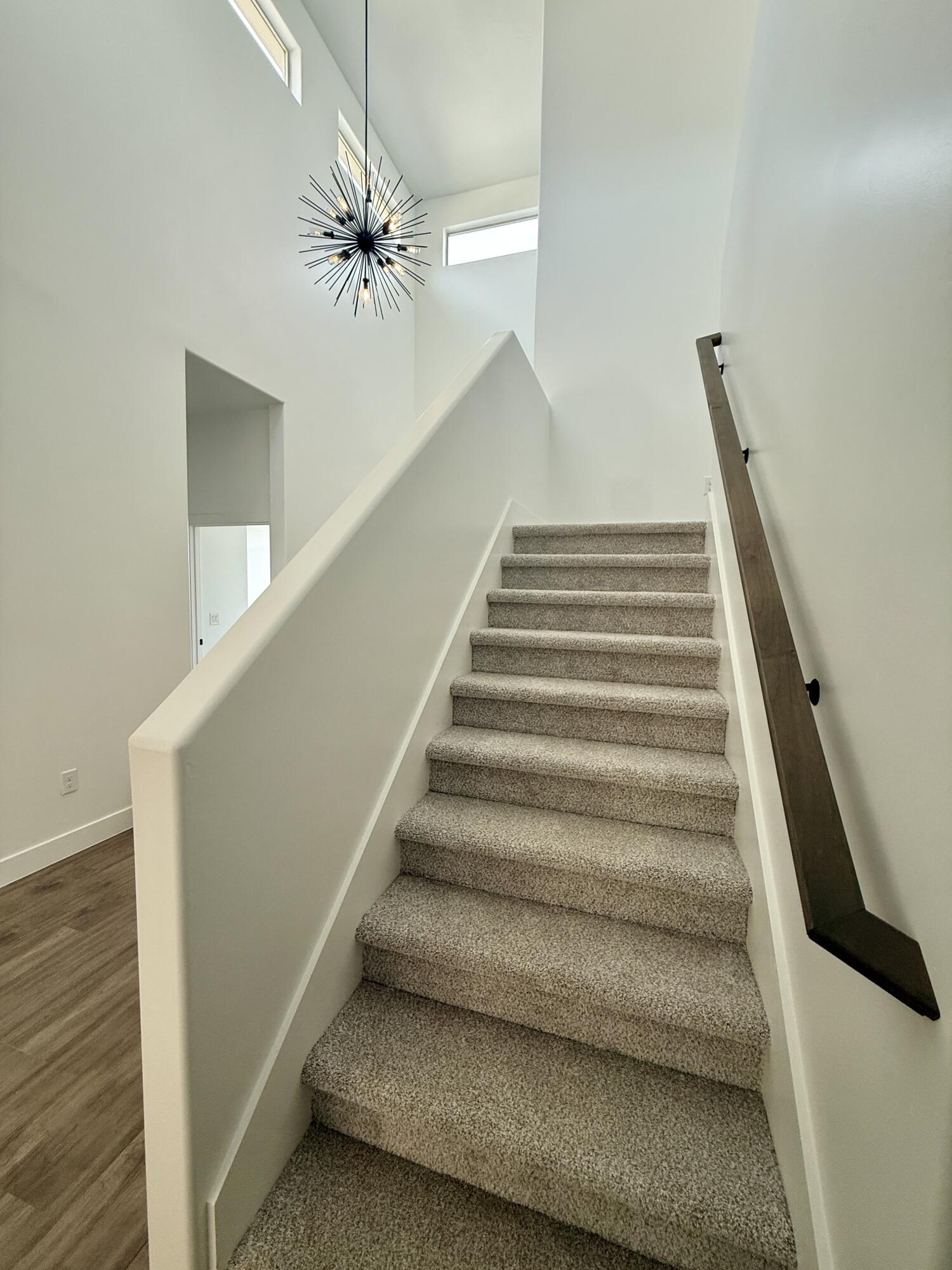 DESERT CLIFFS - Residential