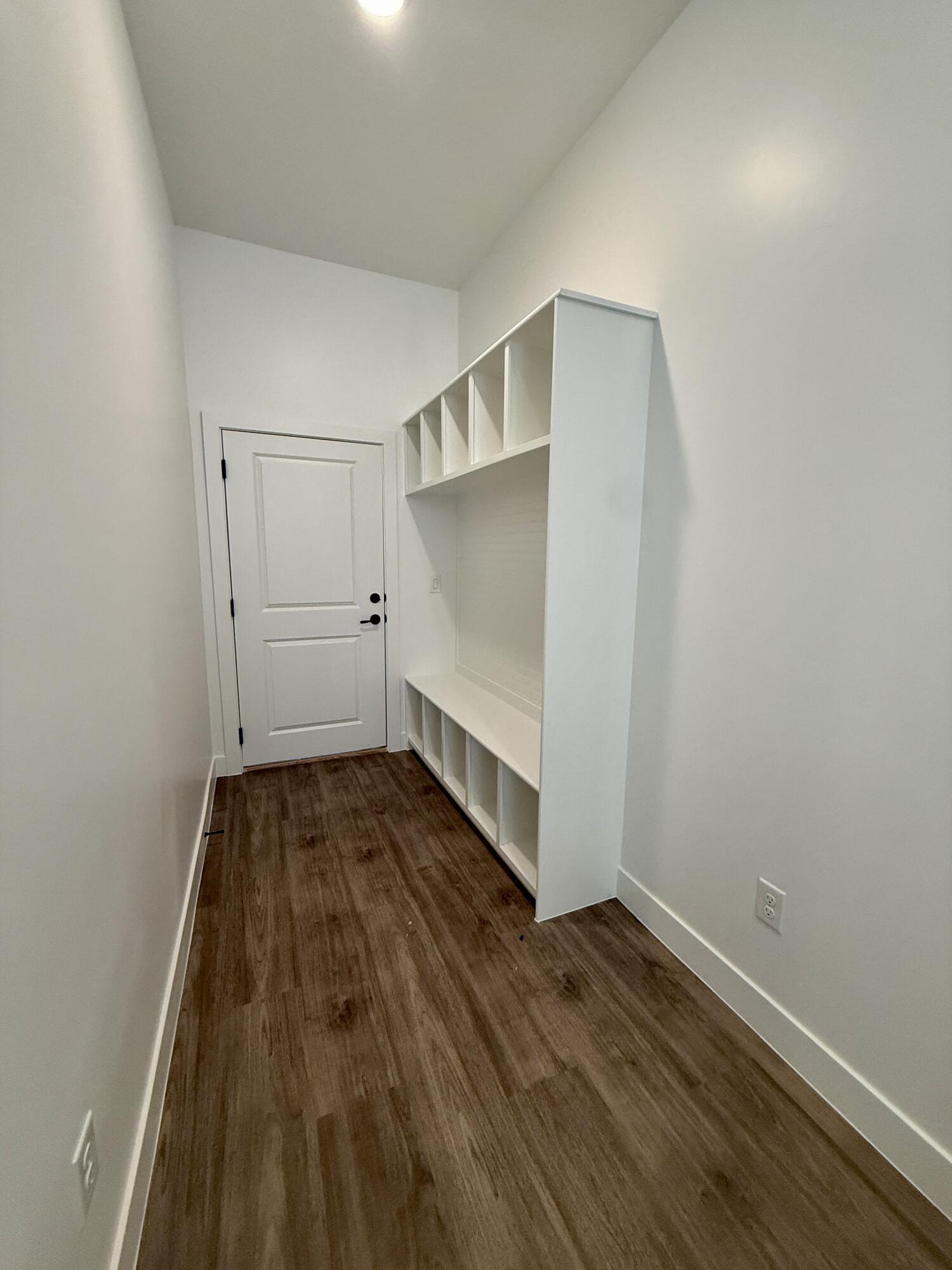 DESERT CLIFFS - Residential