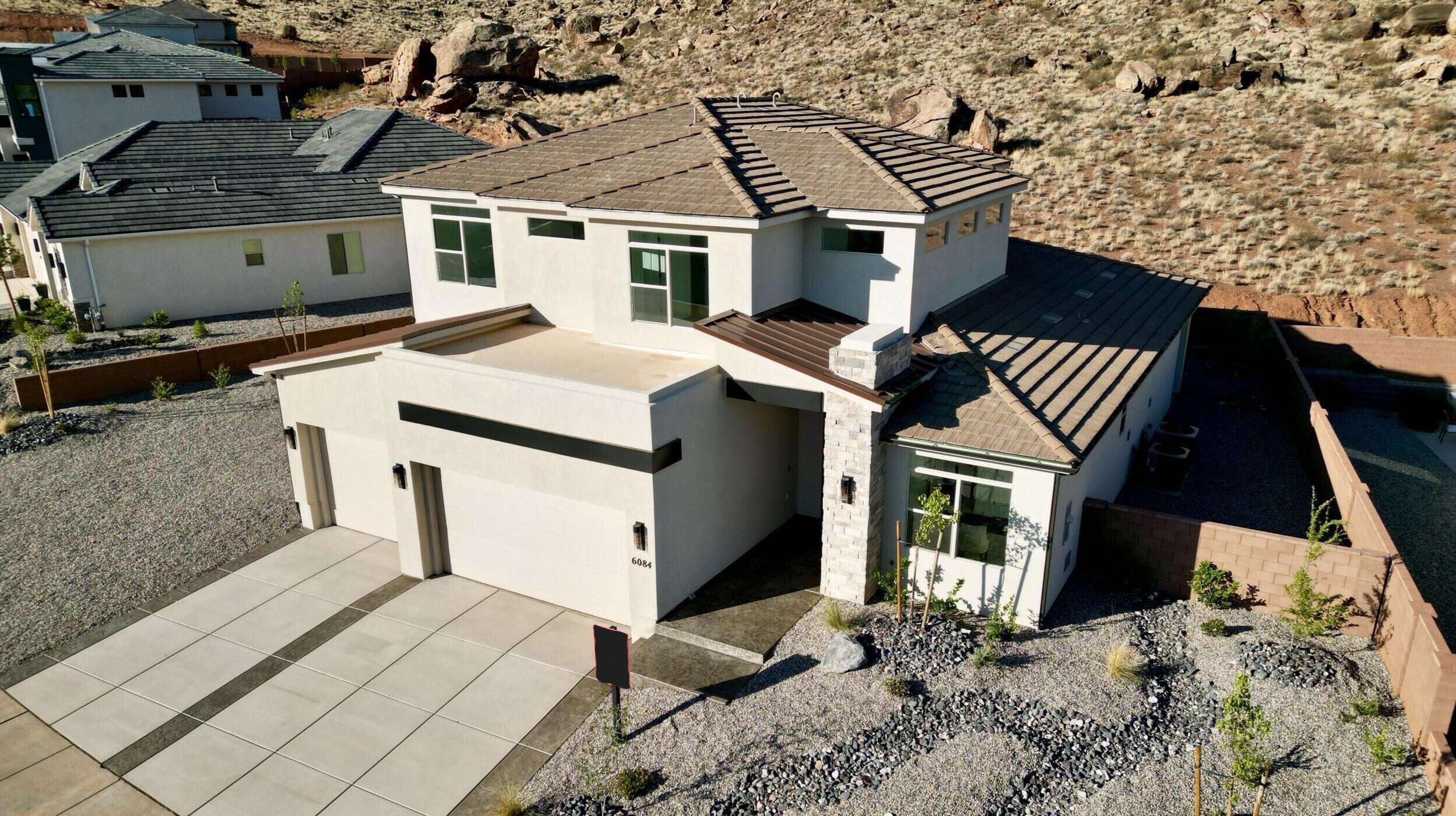 DESERT CLIFFS - Residential
