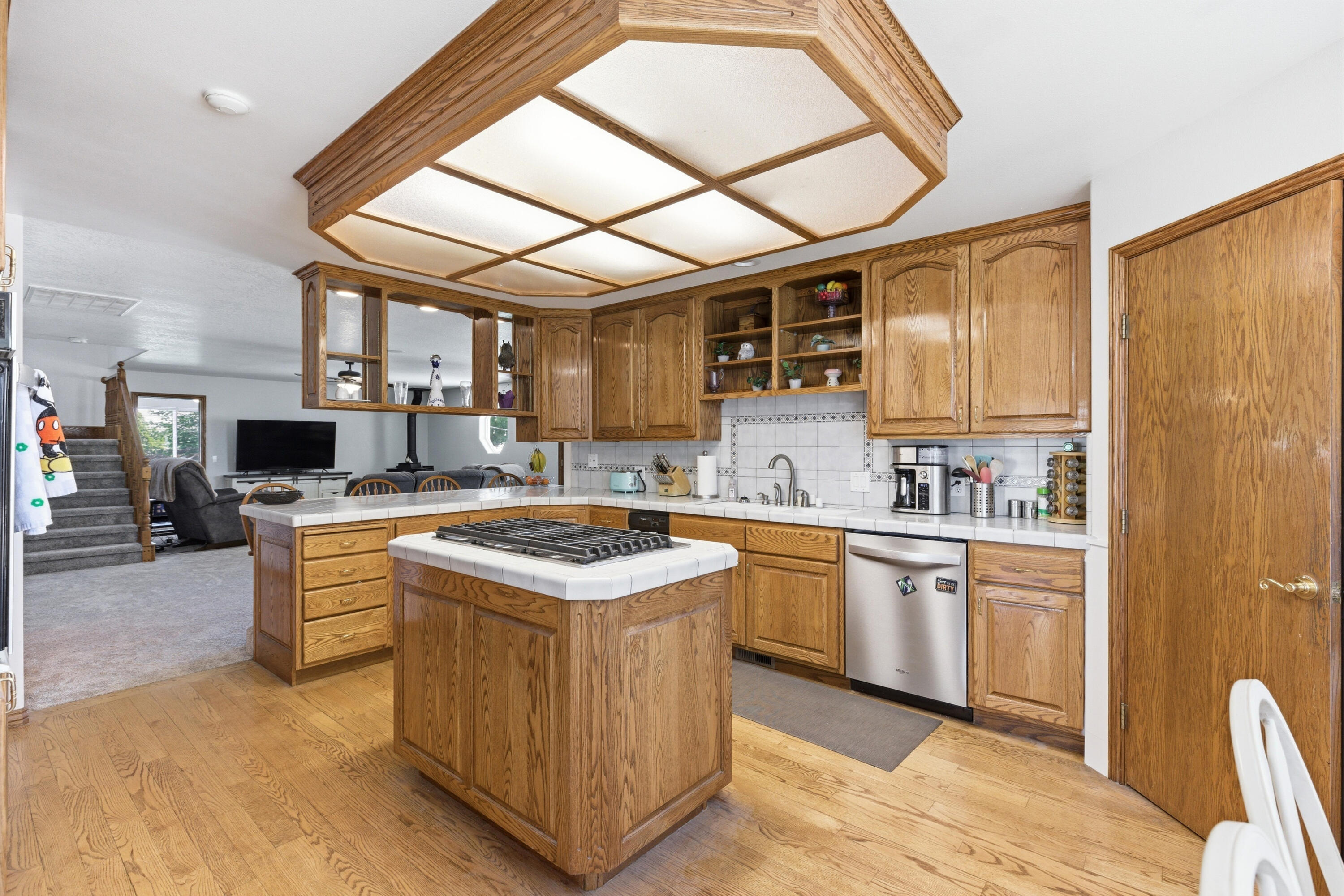 PINE VIEW ESTATES - Residential