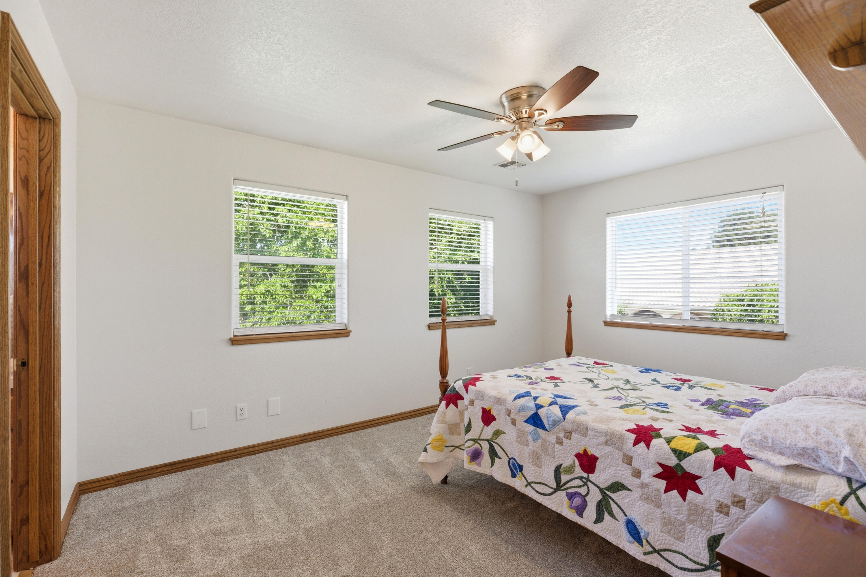 PINE VIEW ESTATES - Residential