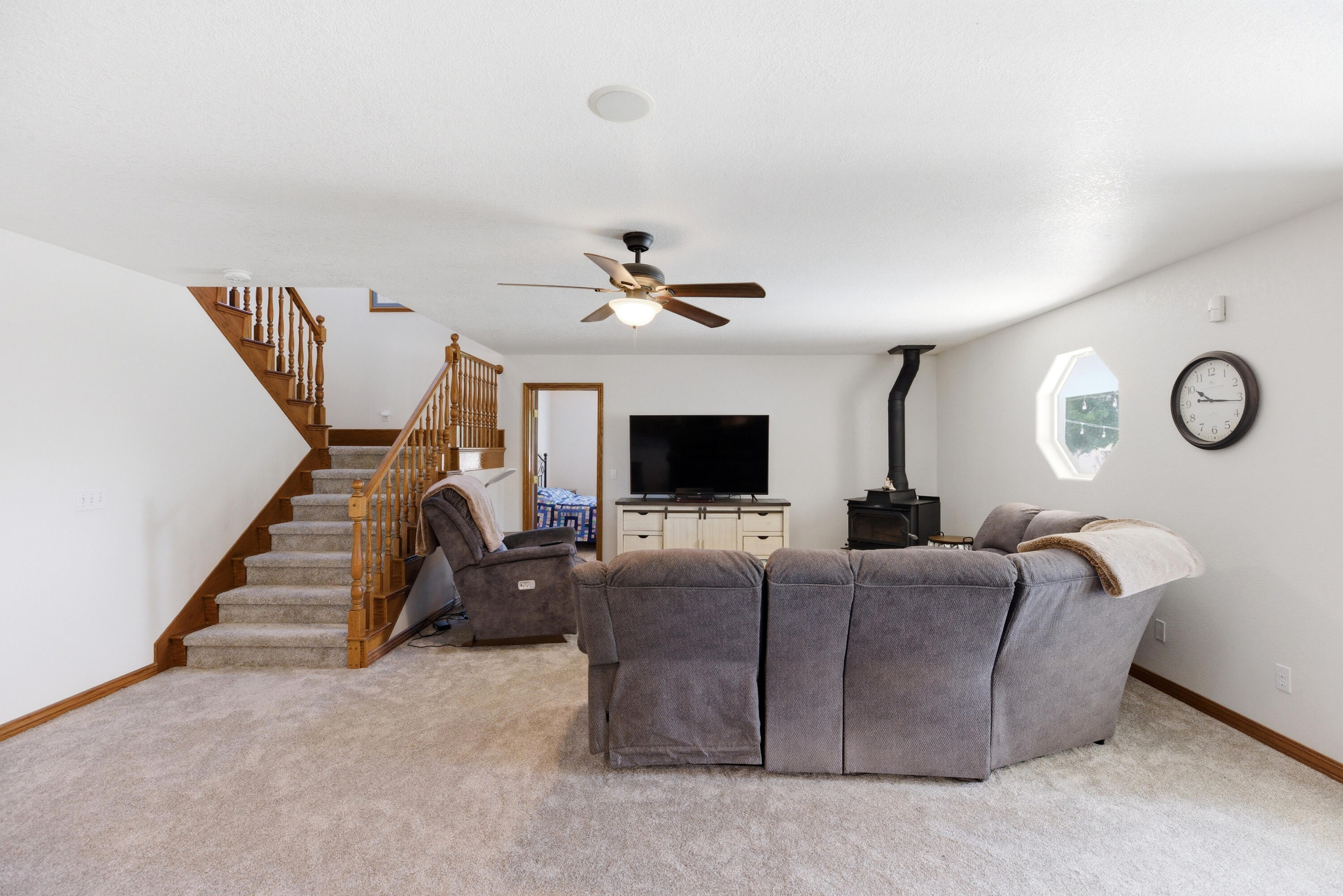 PINE VIEW ESTATES - Residential