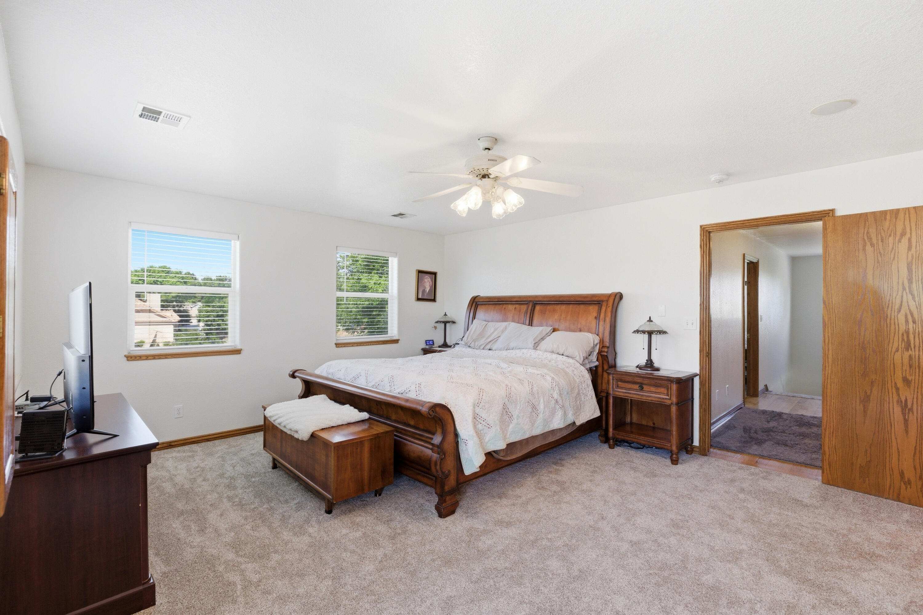 PINE VIEW ESTATES - Residential