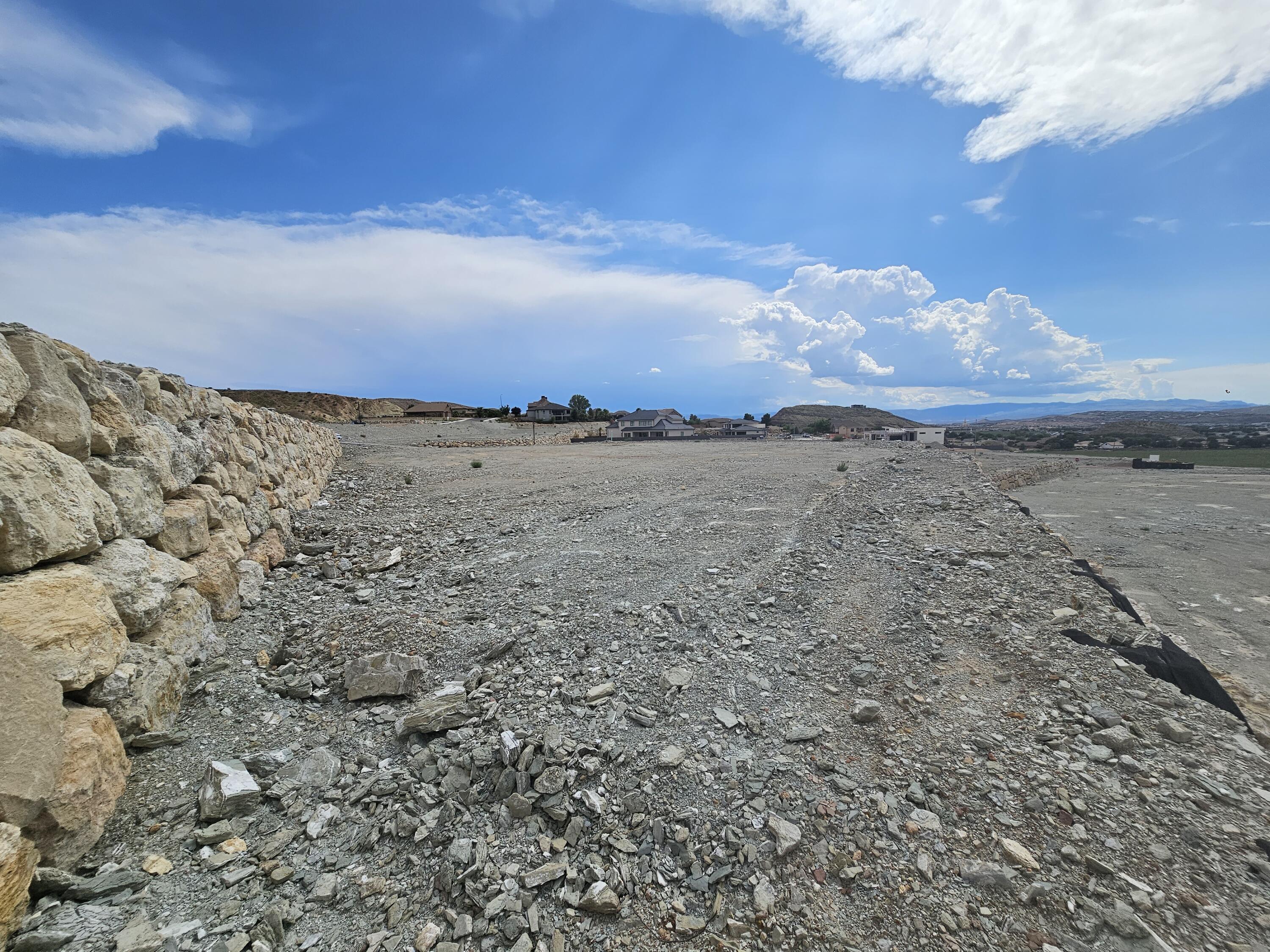 INDIAN KNOLLS - Land