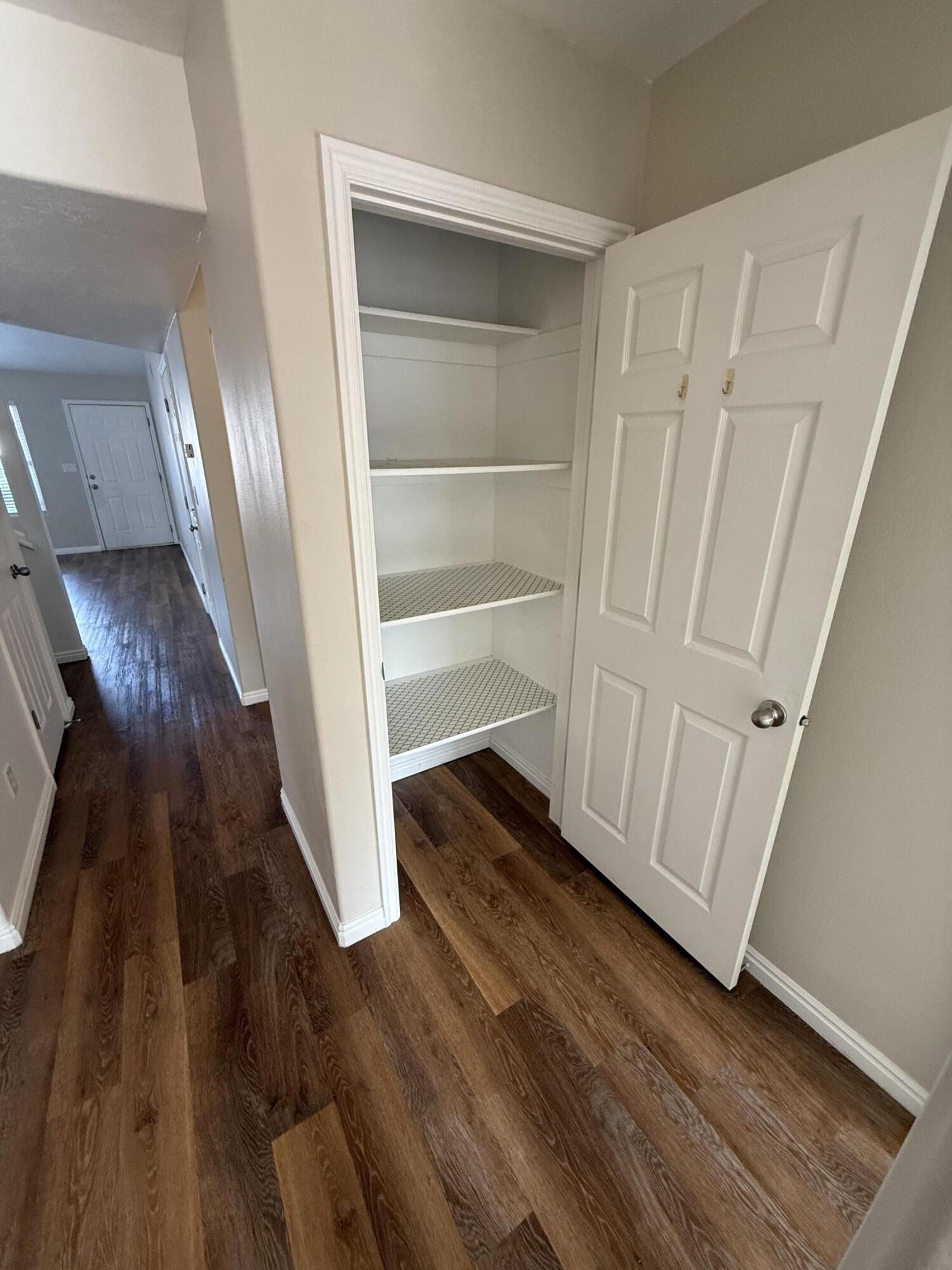 PECAN MEADOWS - Residential