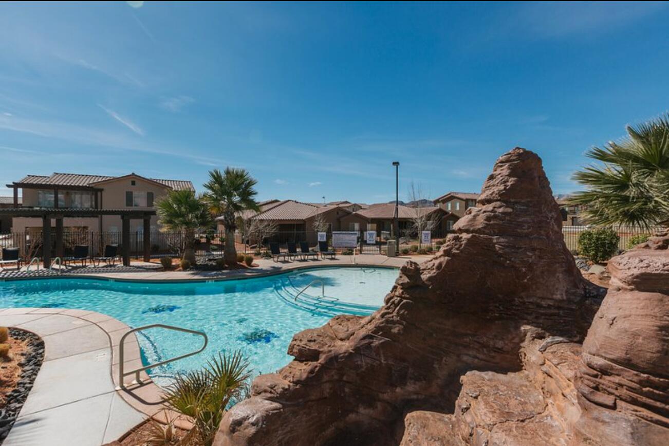 PARADISE VILLAGE AT ZION - Residential