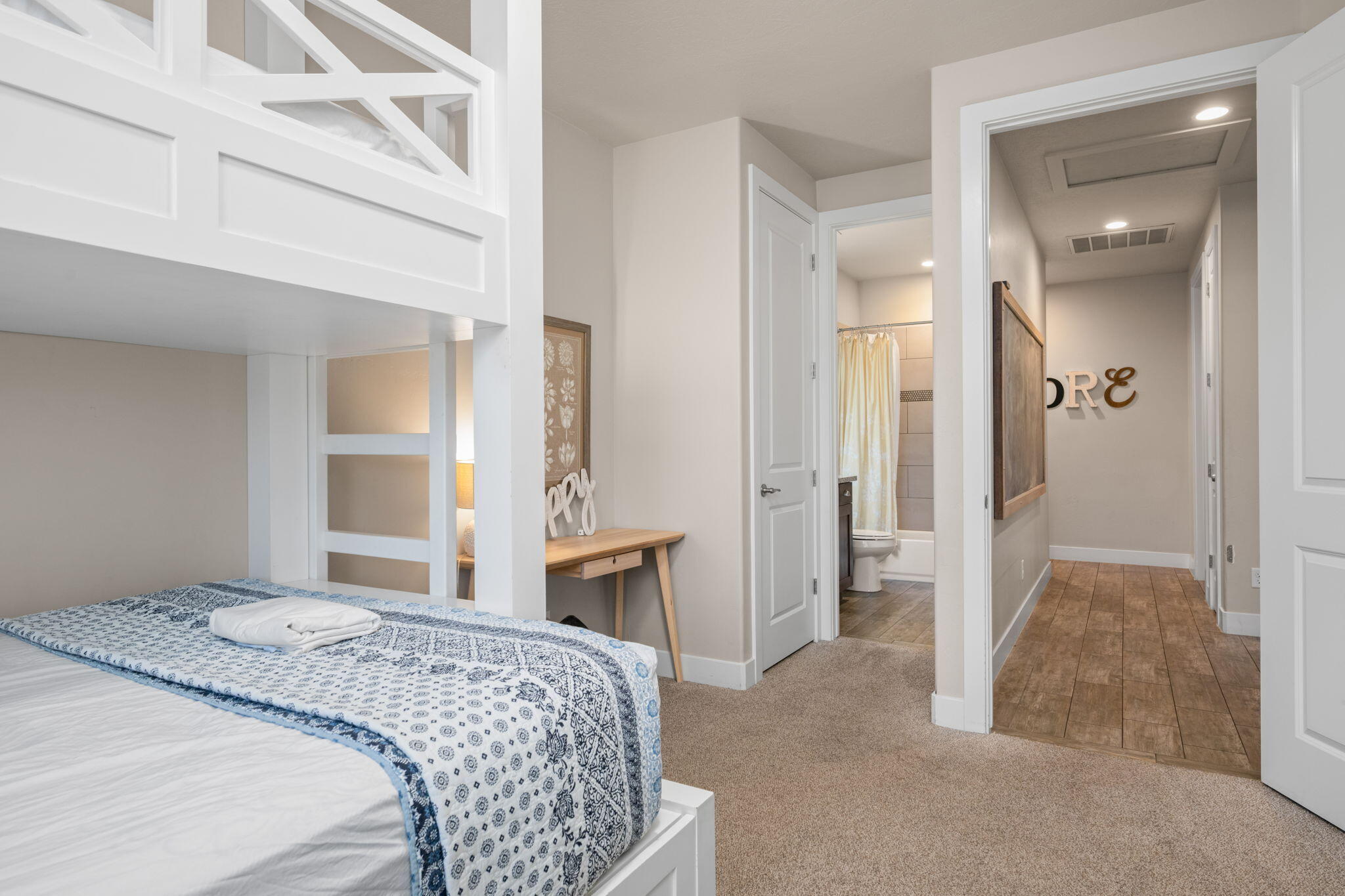 PARADISE VILLAGE AT ZION - Residential