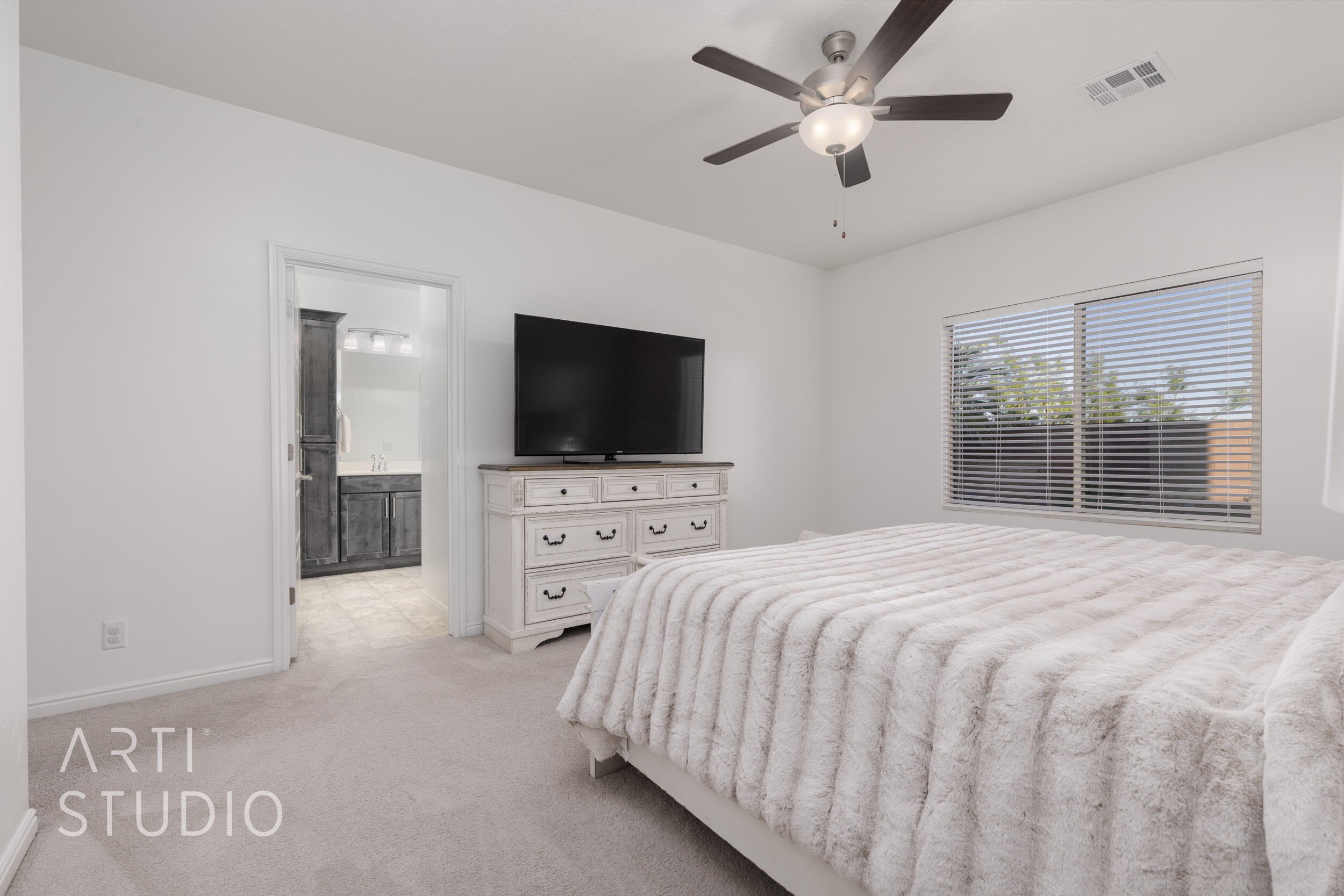 WHITE SANDS - Residential