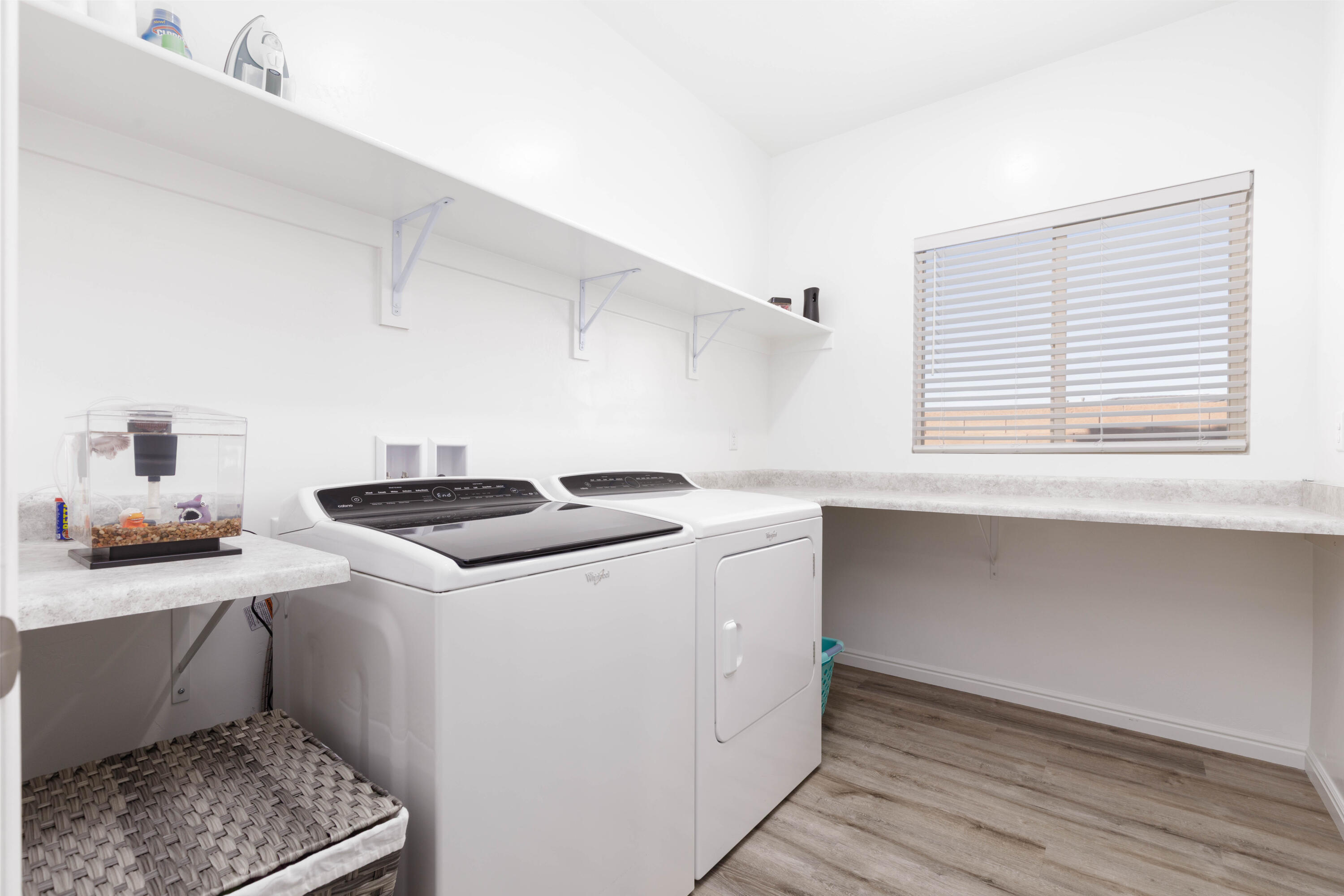 WHITE SANDS - Residential