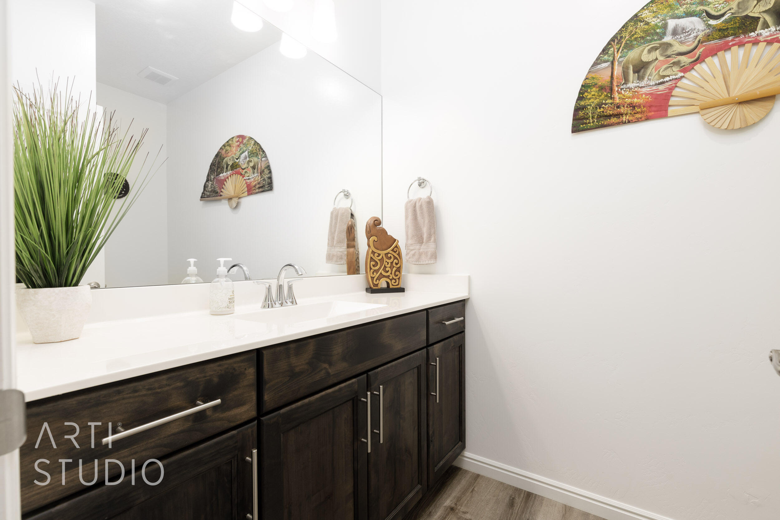 WHITE SANDS - Residential