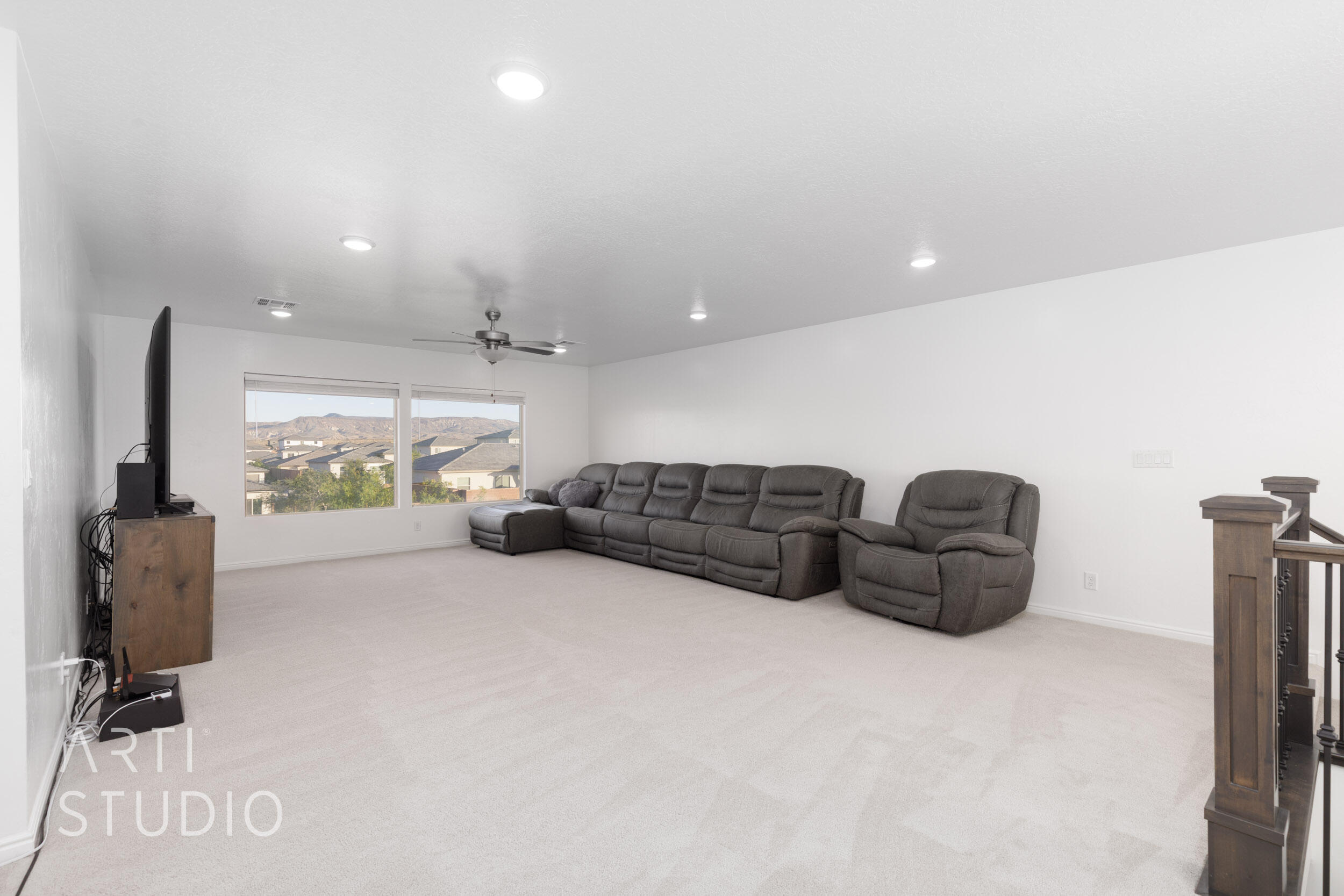 WHITE SANDS - Residential