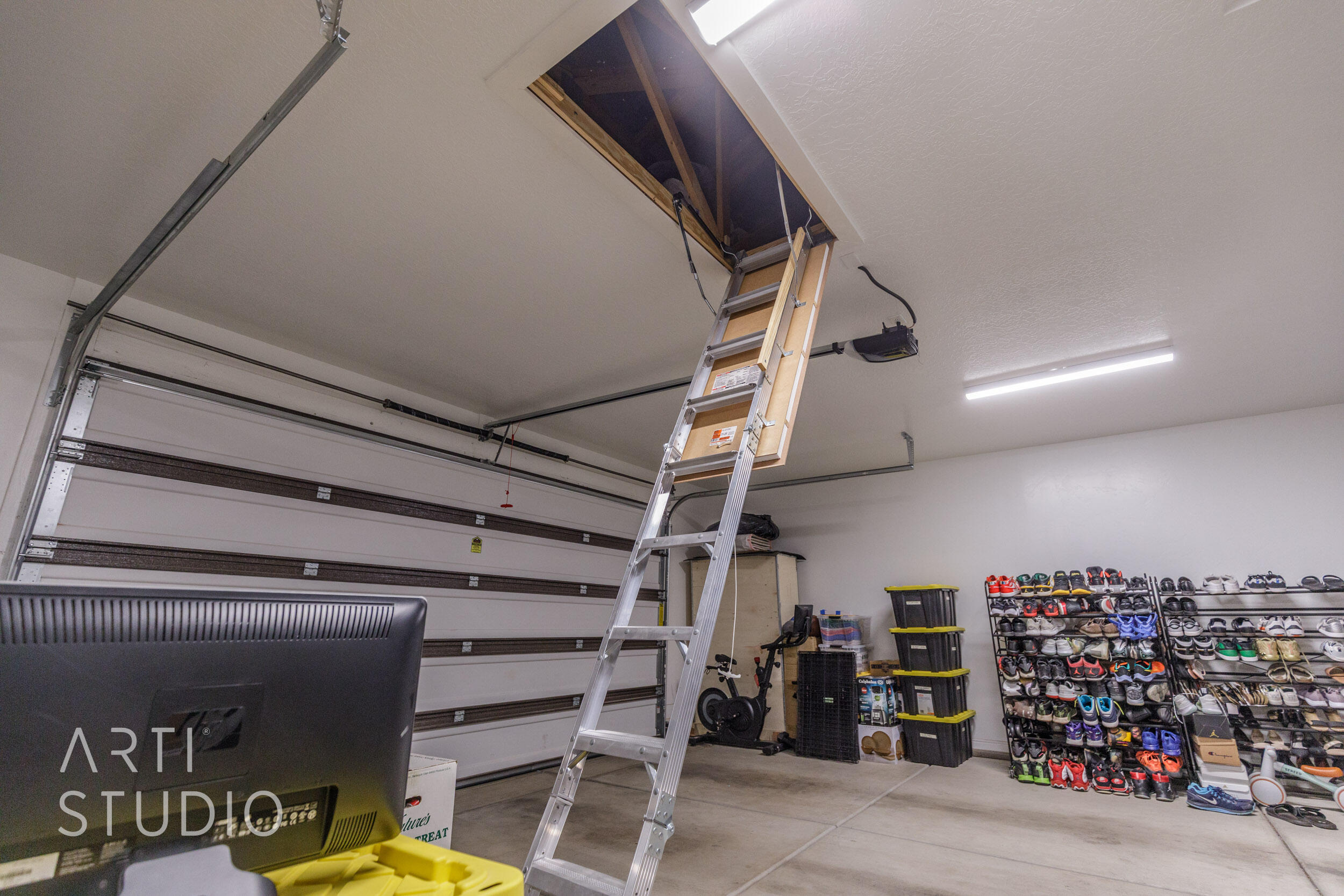 WHITE SANDS - Residential