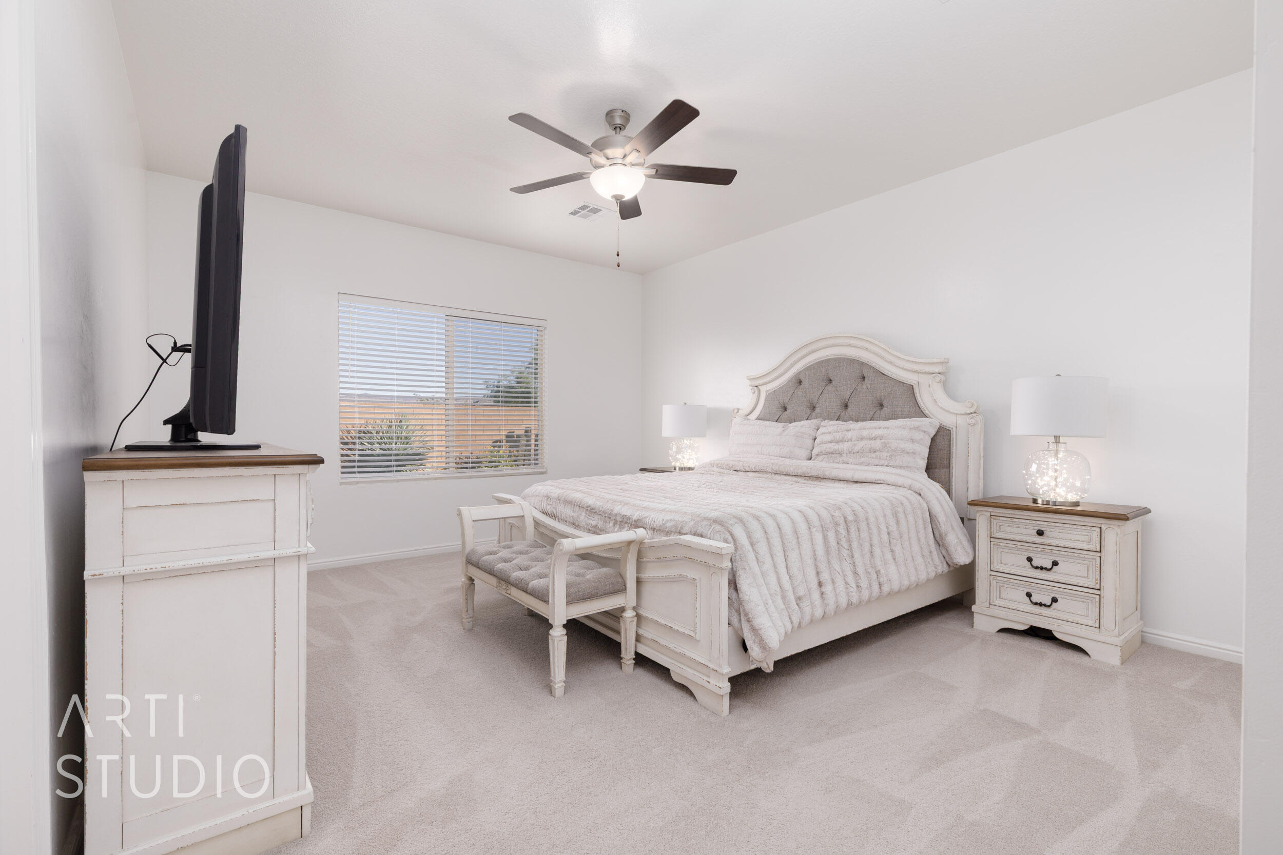 WHITE SANDS - Residential