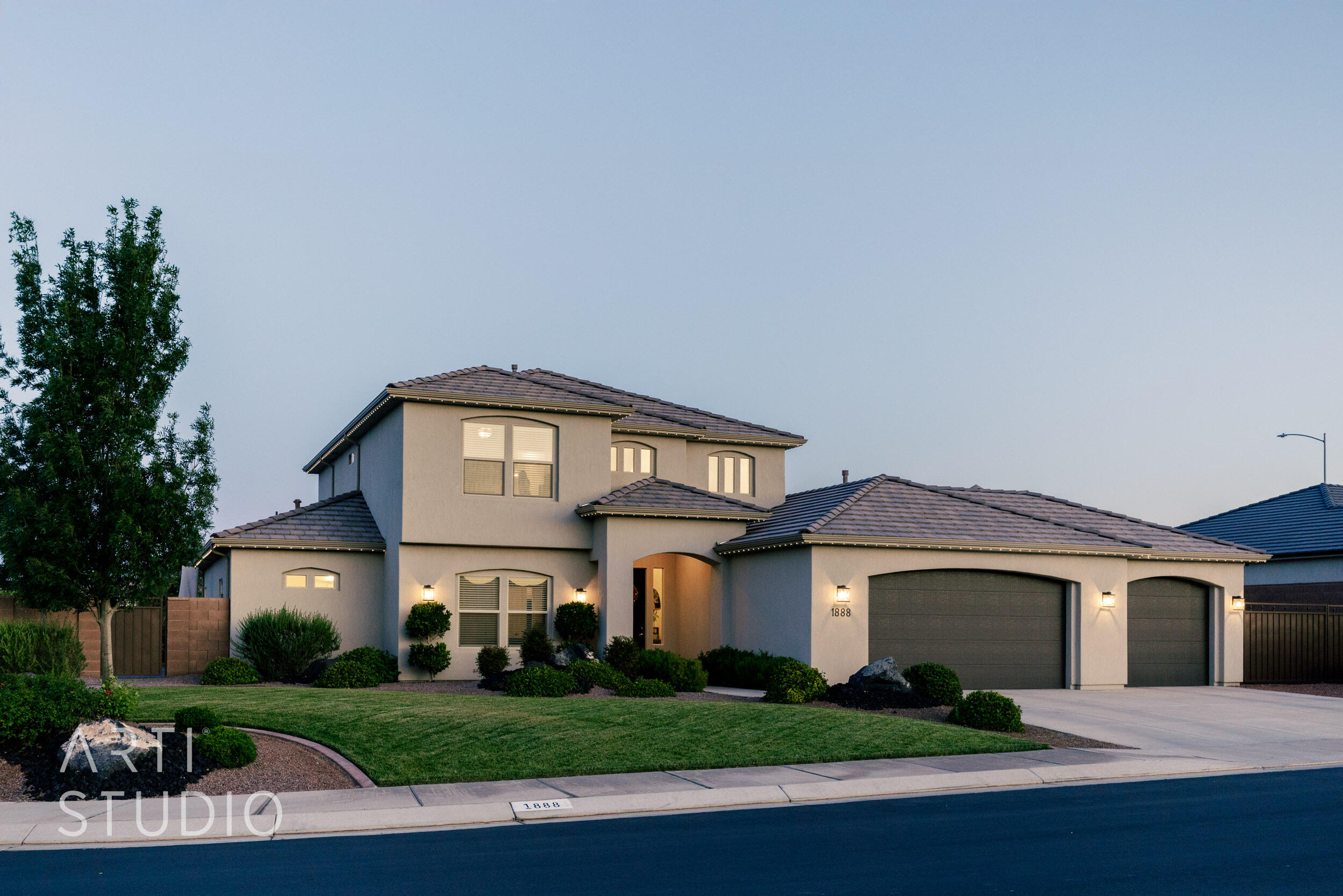 WHITE SANDS - Residential
