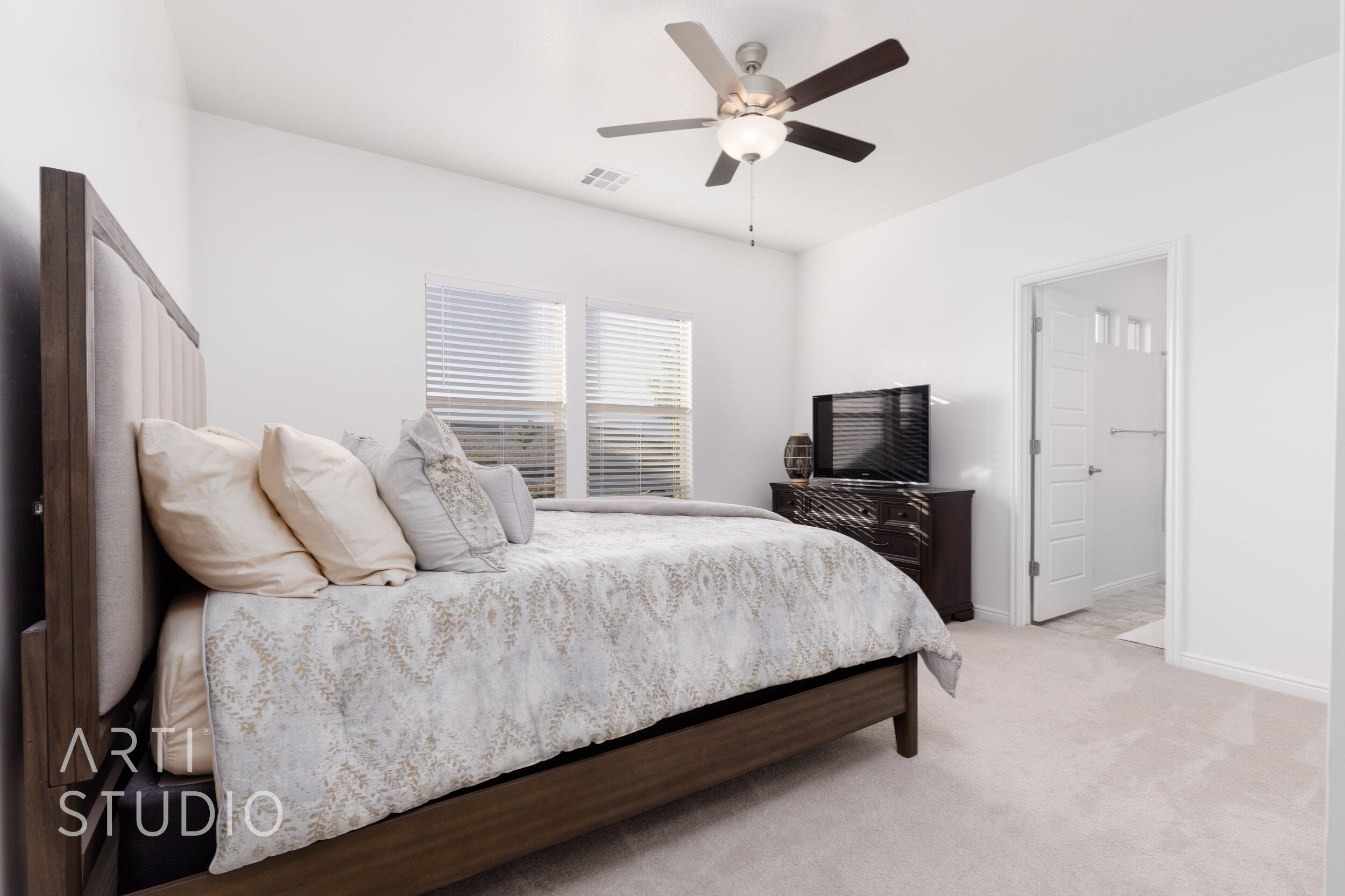 WHITE SANDS - Residential