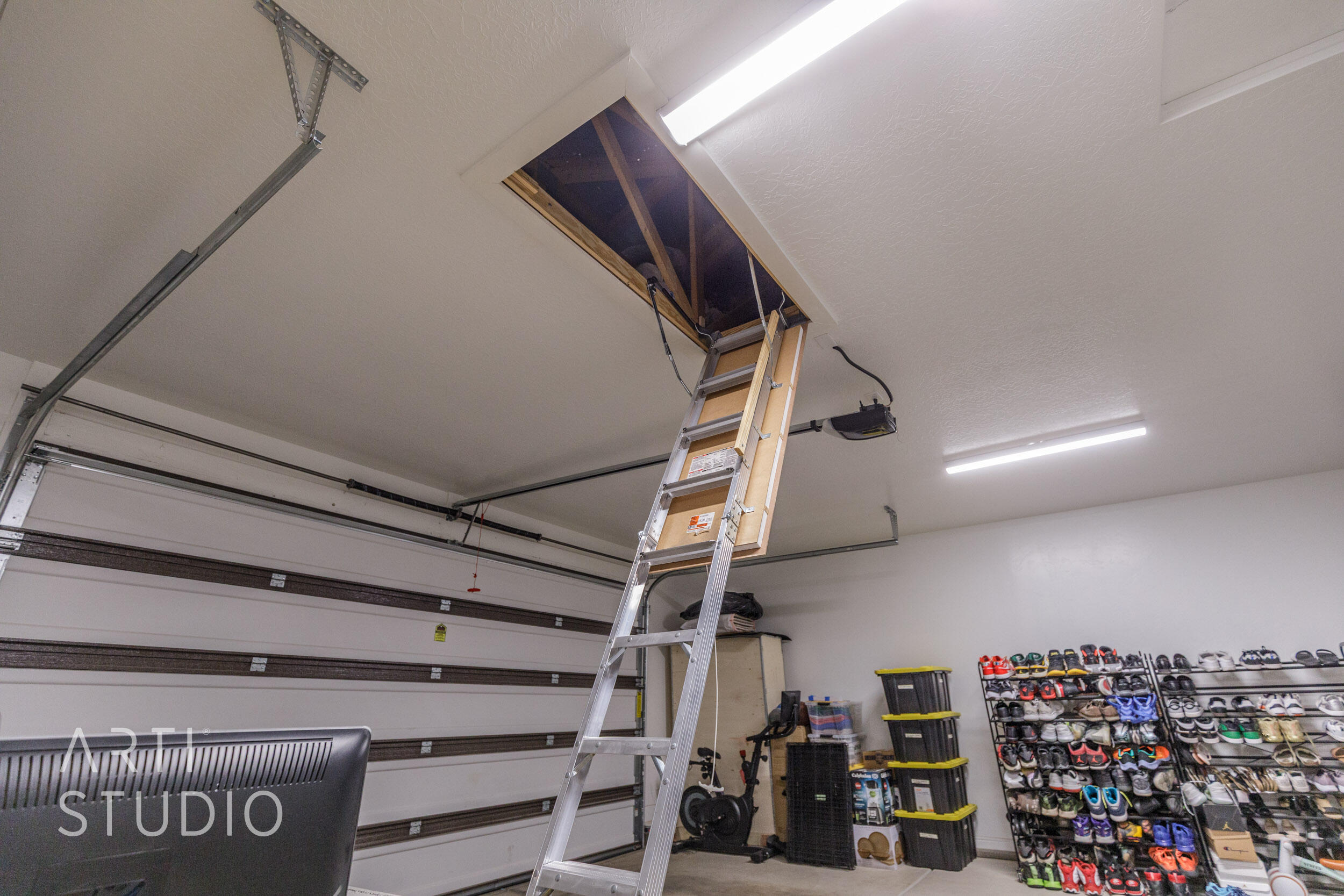 WHITE SANDS - Residential