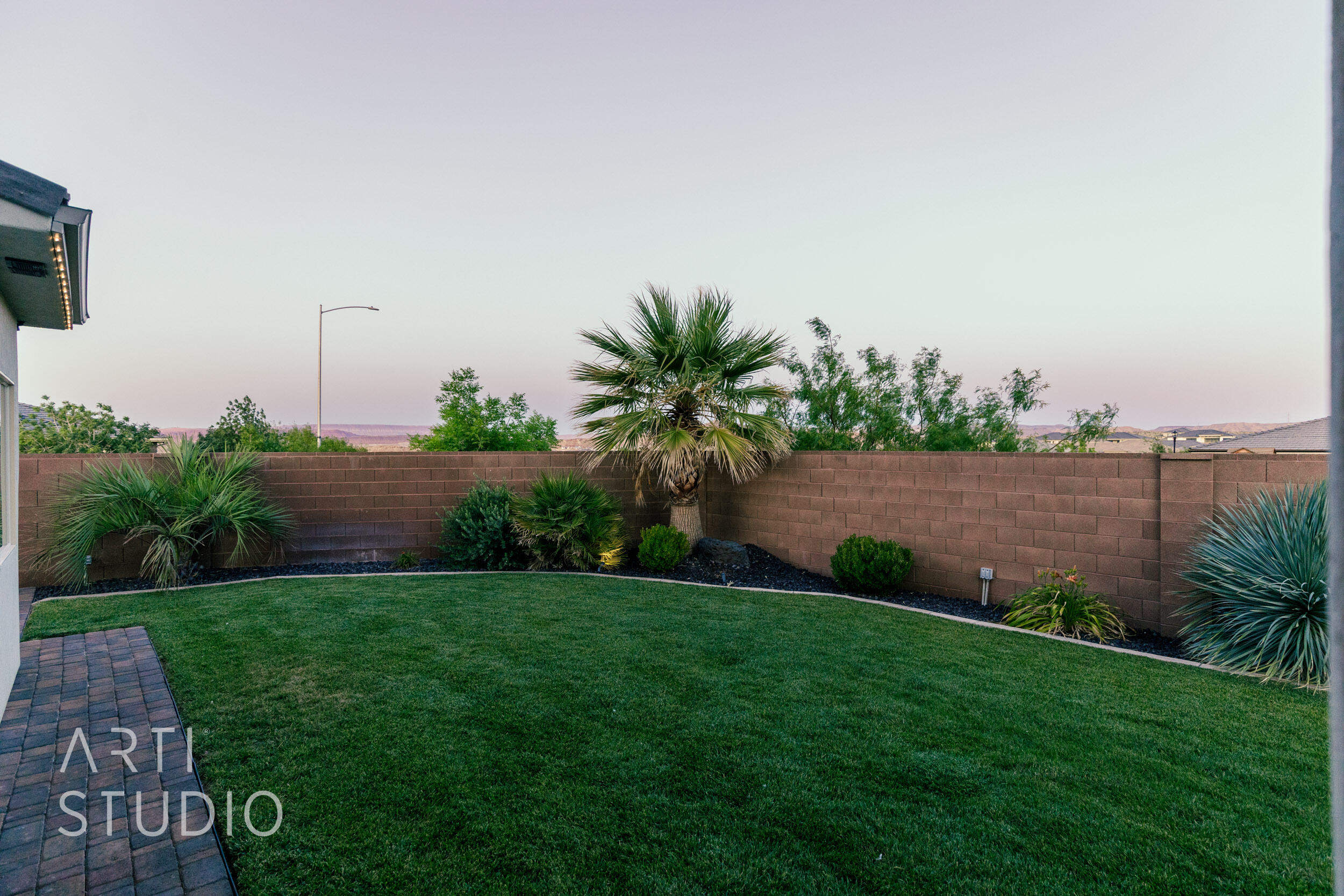WHITE SANDS - Residential