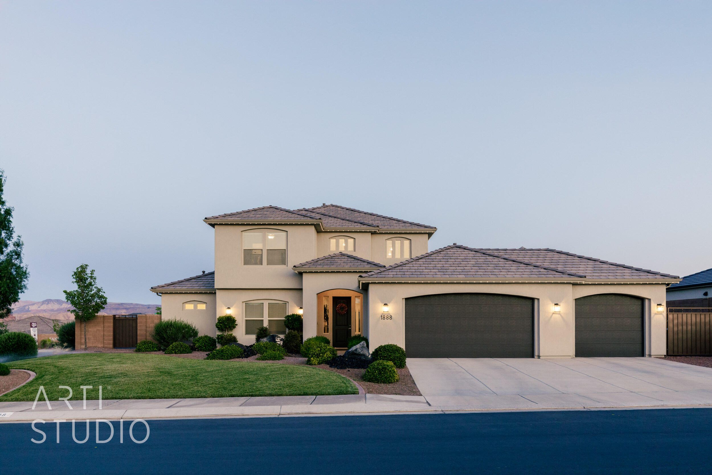 WHITE SANDS - Residential