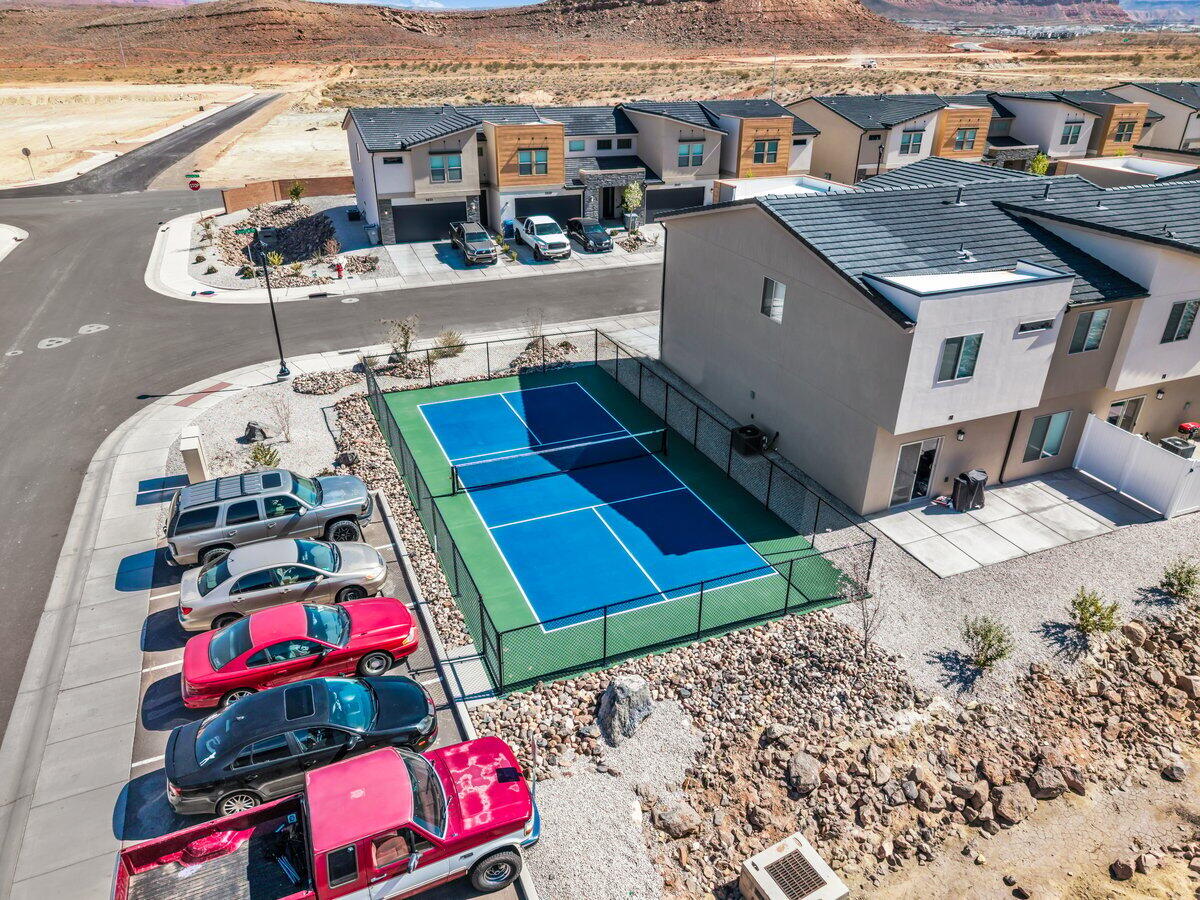 SOUTH DESERT TH - Residential